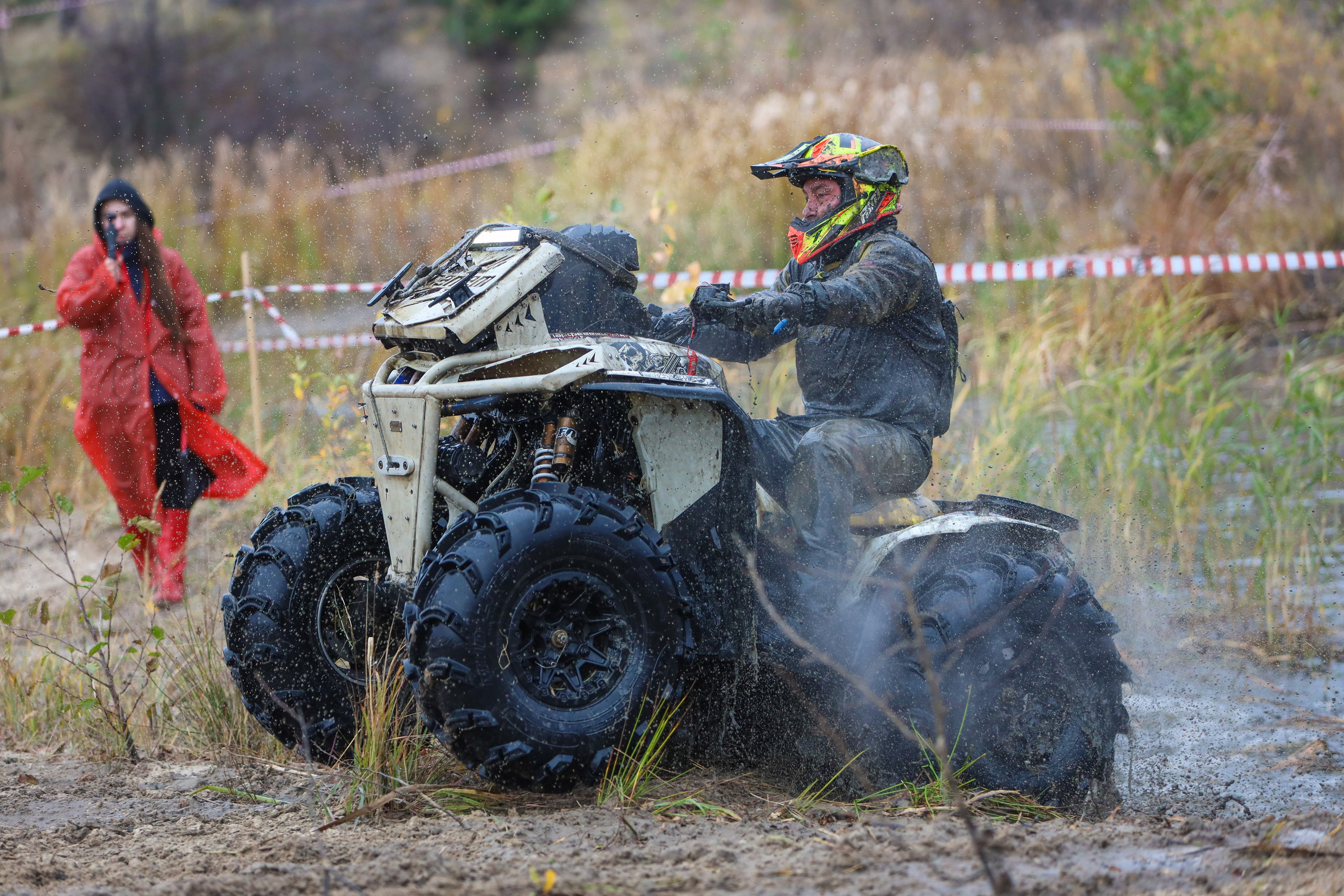 Гонки на квадроциклах Грязевое кольцо. Спортивный фотограф в Самаре