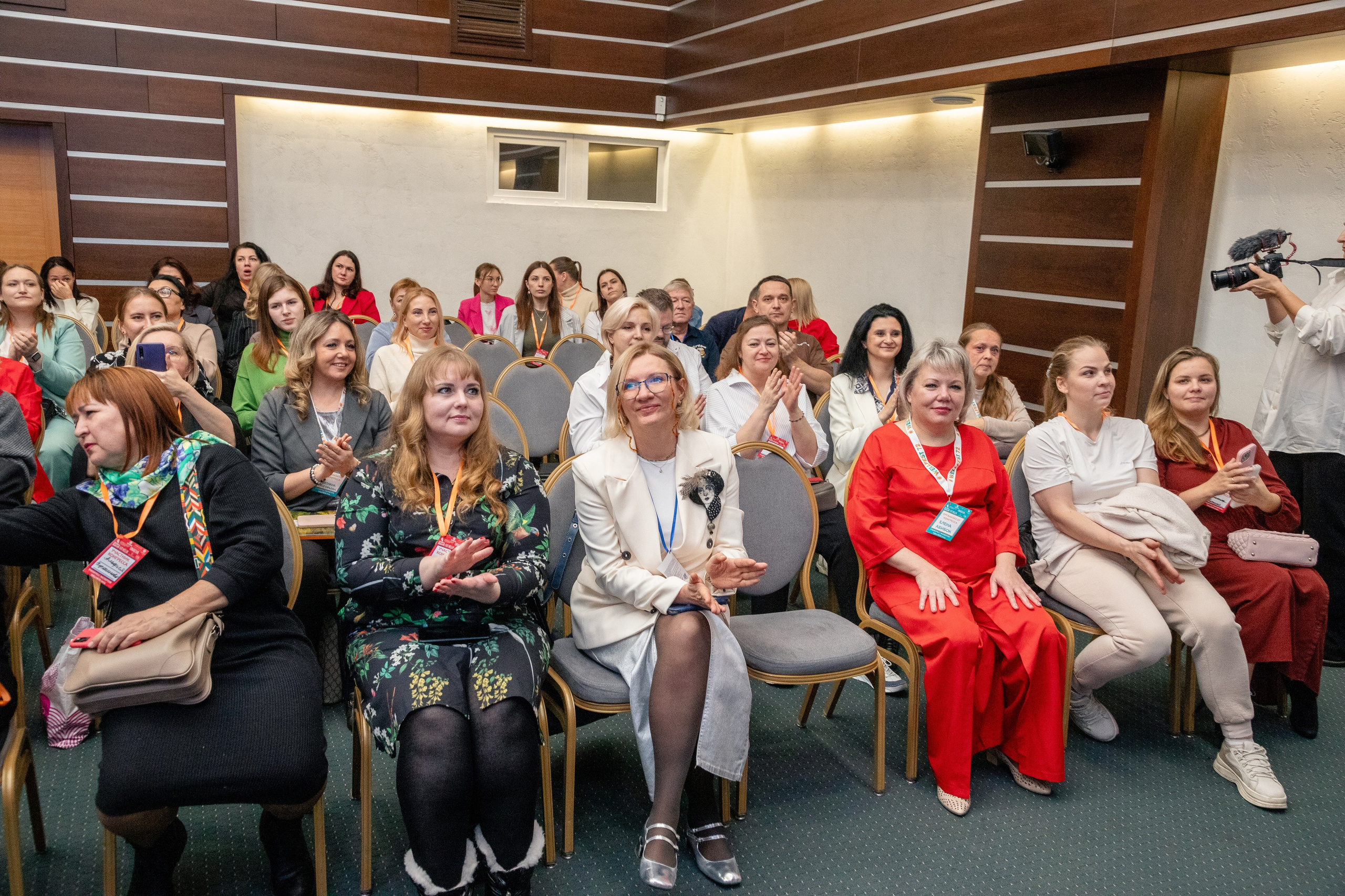 Семинар «Западно-Сибирский Центр массажных технологий». Фотограф в Тюмени Алексей Модин