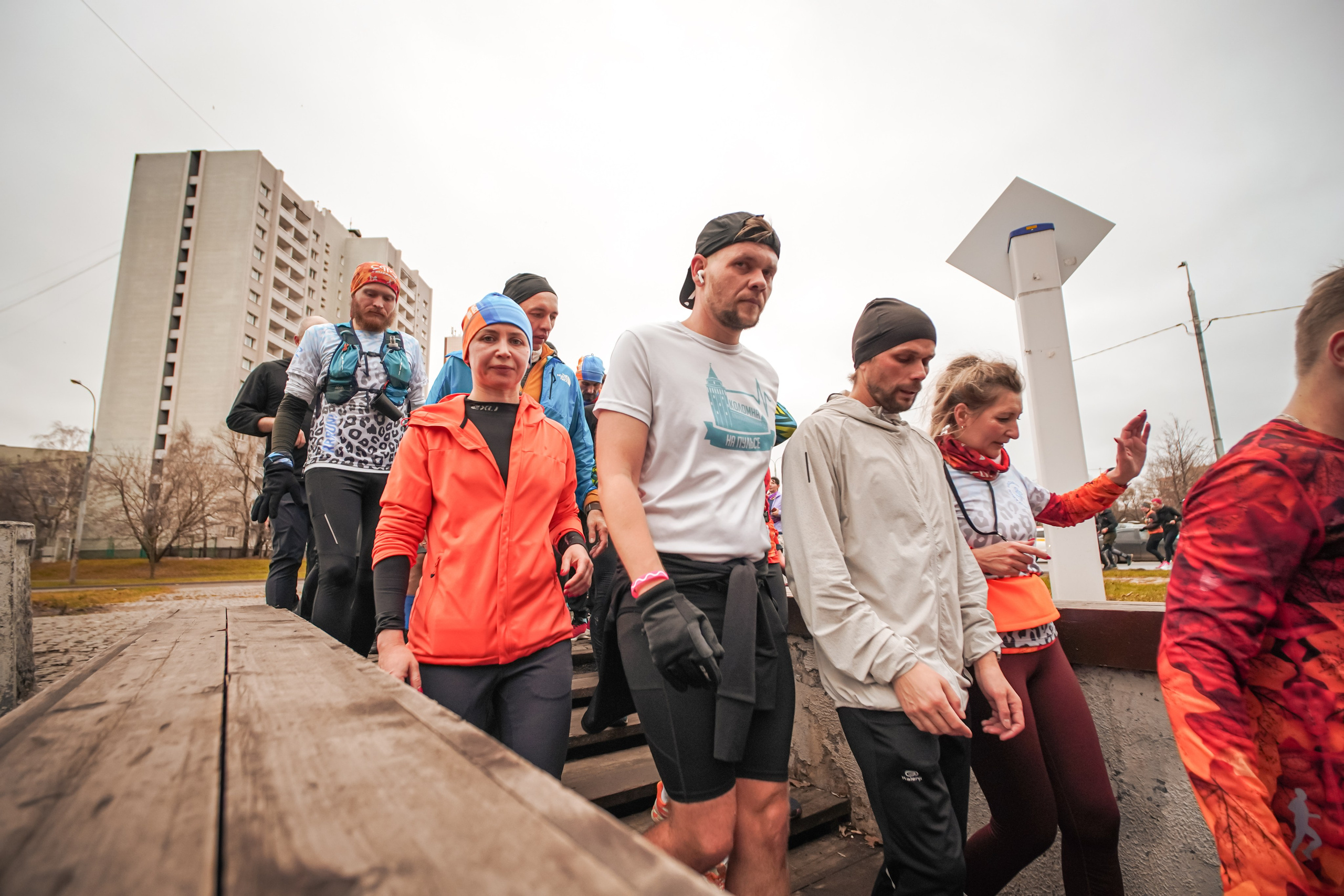 #марафонудома #яuzarun 2024 2-я петля, группа 6:30. Роман Капилюшов. Бег. Фото. Видео. г. Люберцы