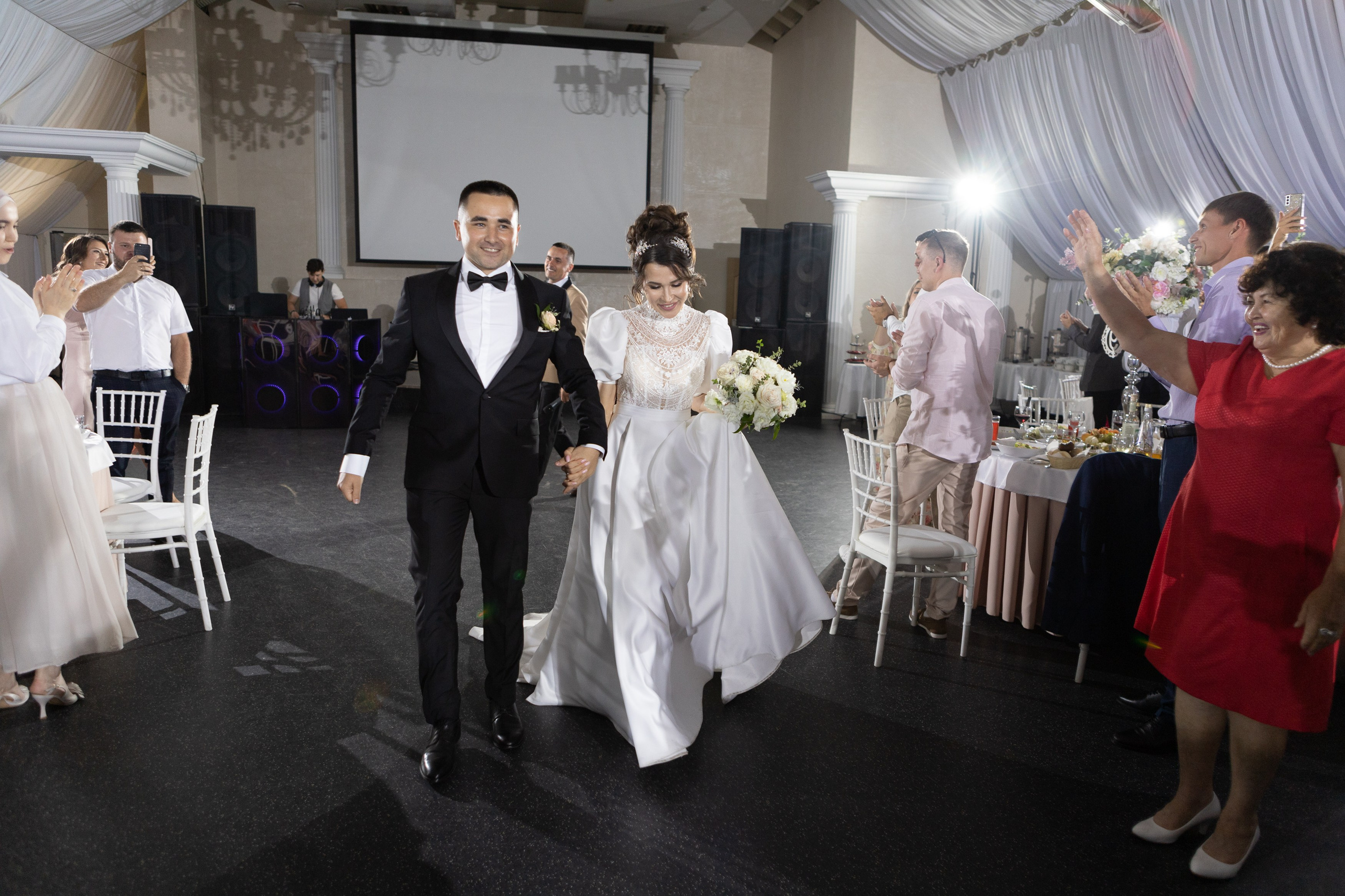 Свадебный фотограф Уфа — Руслан ГабдлисламовЖивые эмоции, красивые кадры, воспоминания на всю жизнь.Работаю по всей Республике Башкортоста. Свадебный фотограф Уфа Руслан Габдлисламов