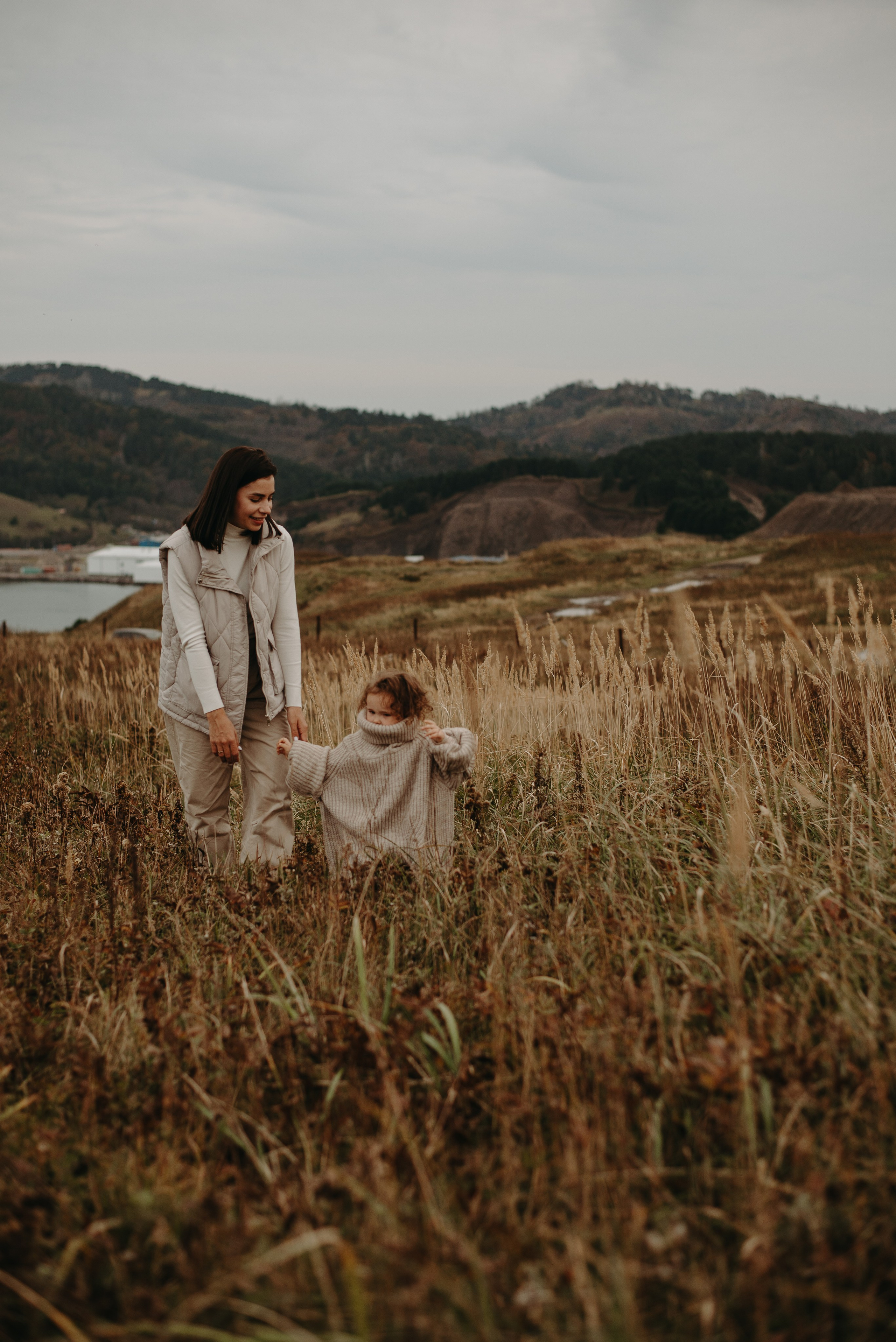 Женя и Аня. Ирина Метелица фотограф на Шикотане