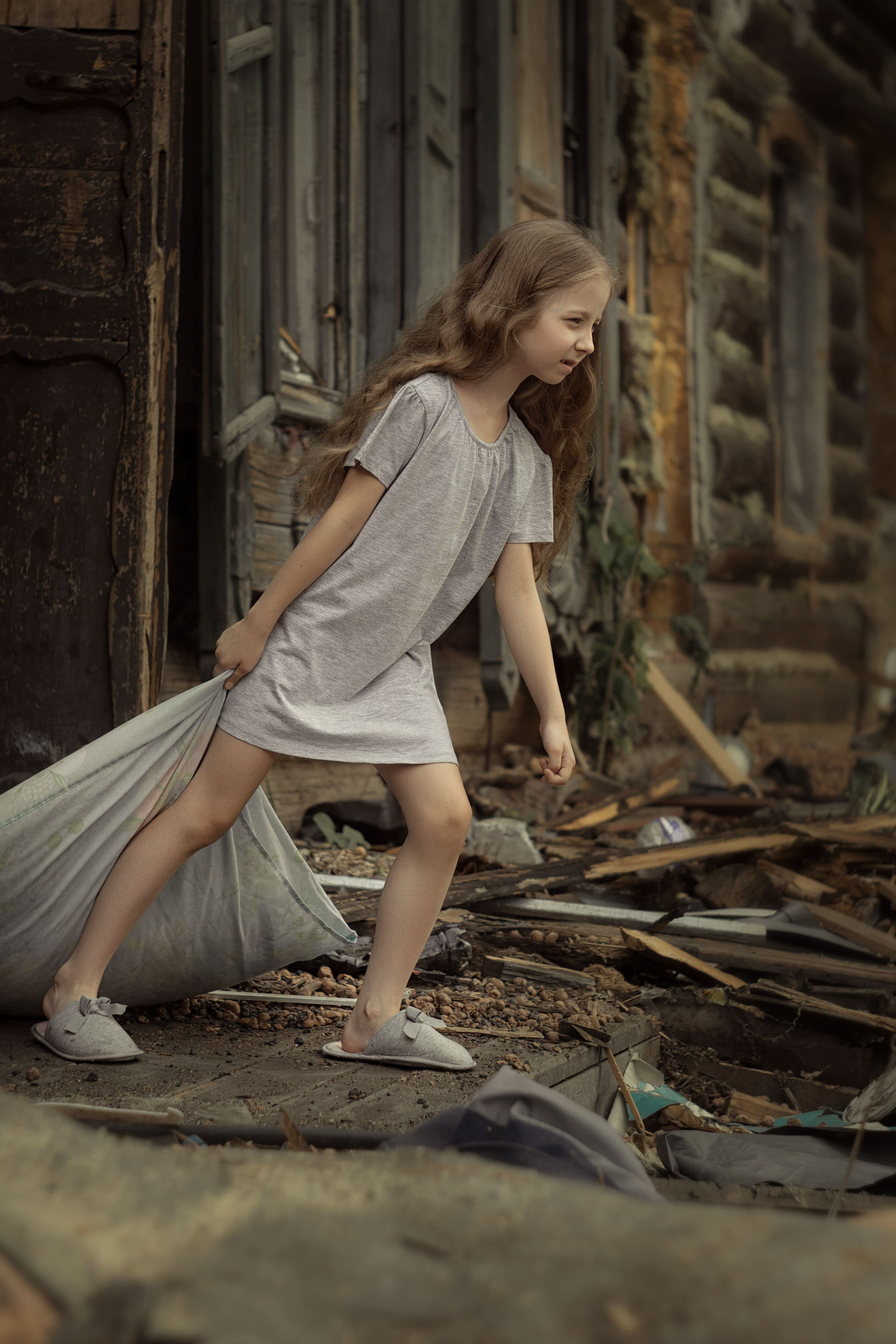 Фотопроект «Выселение маленькой Даши»