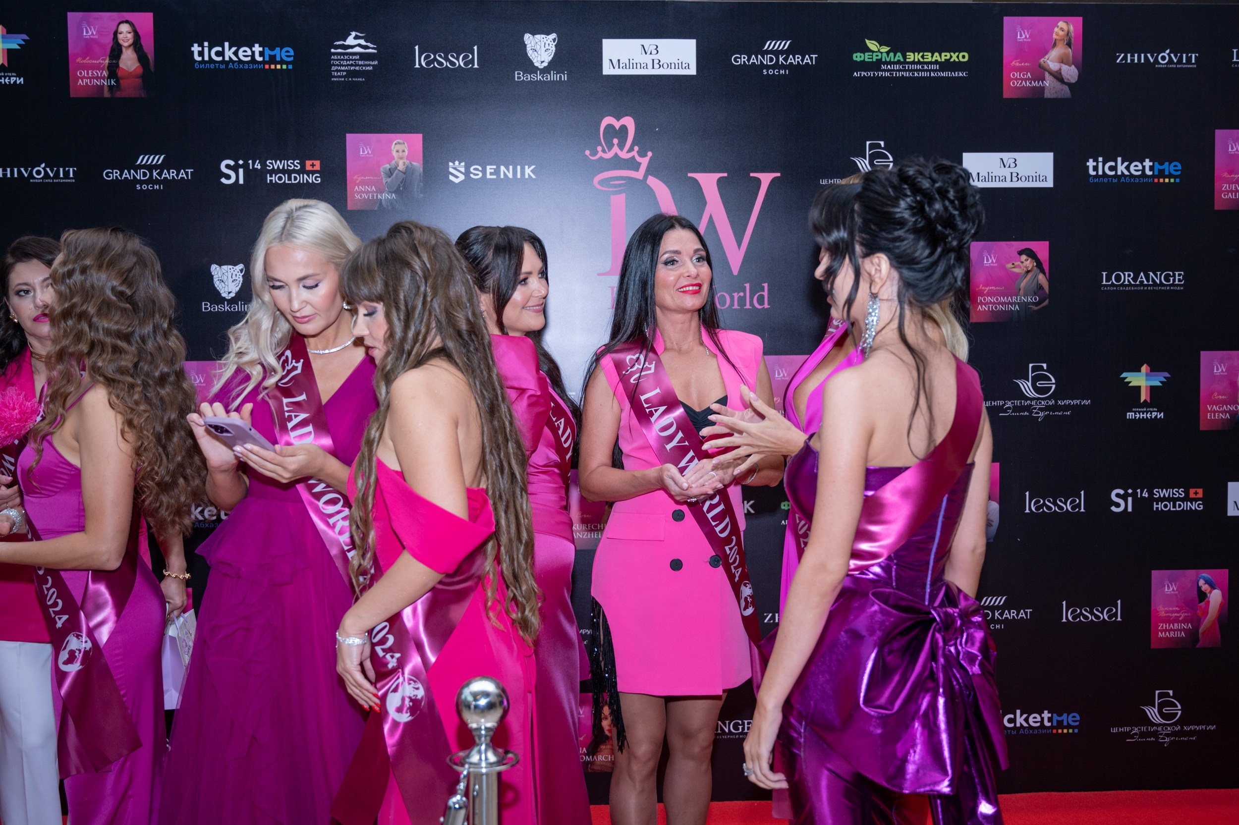 Церемония открытия Конкурса красоты «LADY WORLD» 2024. Фотографирую счастливых людей в Сочи