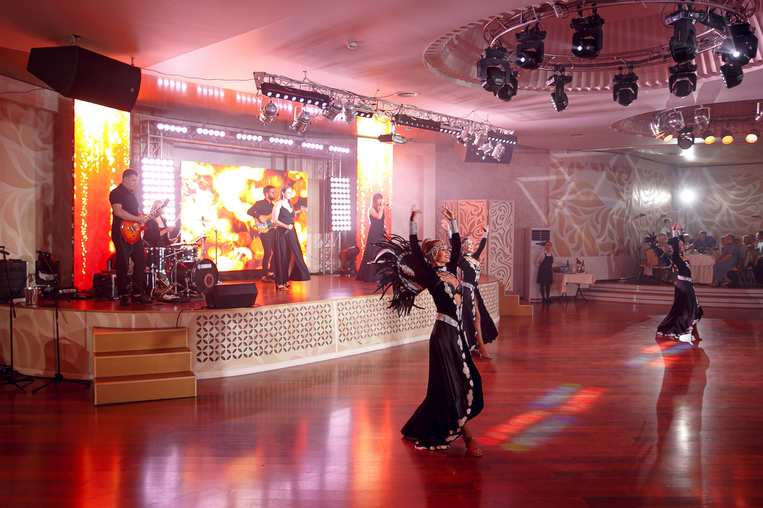 Банкет в ресторане «Волга». Ваш репортажный фотограф Артемий Антонов