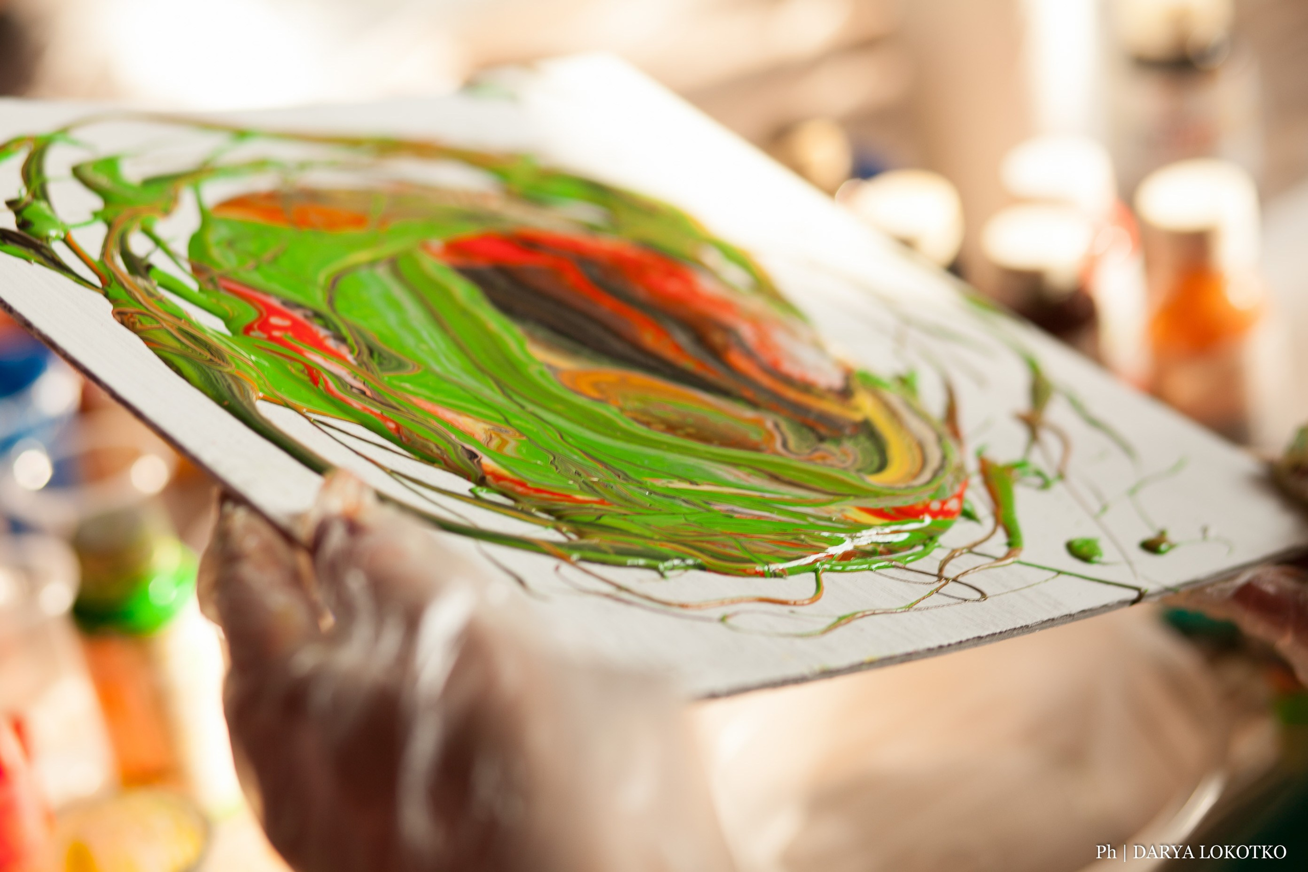 Мастер класс Fluid Art. Фотограф Дарья Локотко в Красноярске