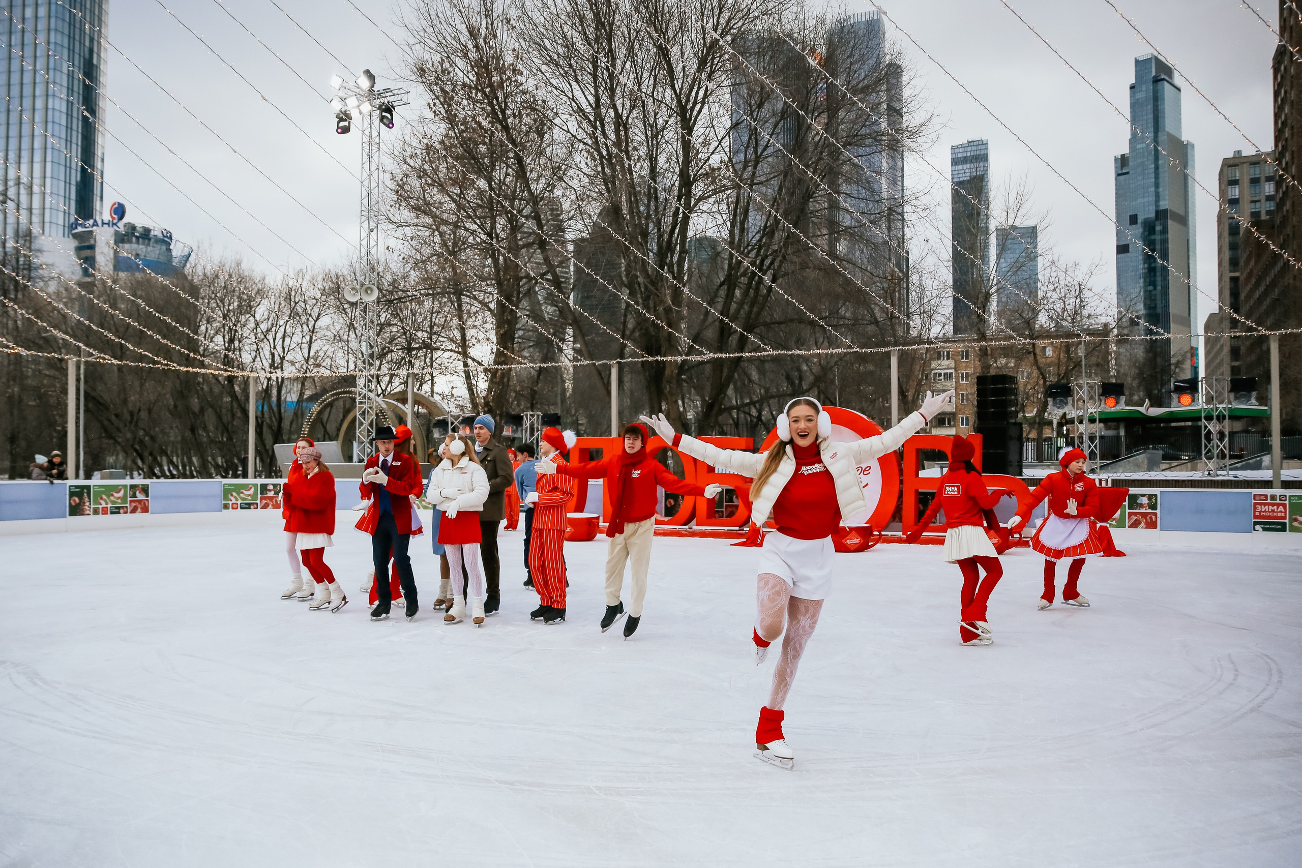 Ледовое шоу Сити каток Московское Чаепитие. Фотограф и видеограф Анна Домашенко