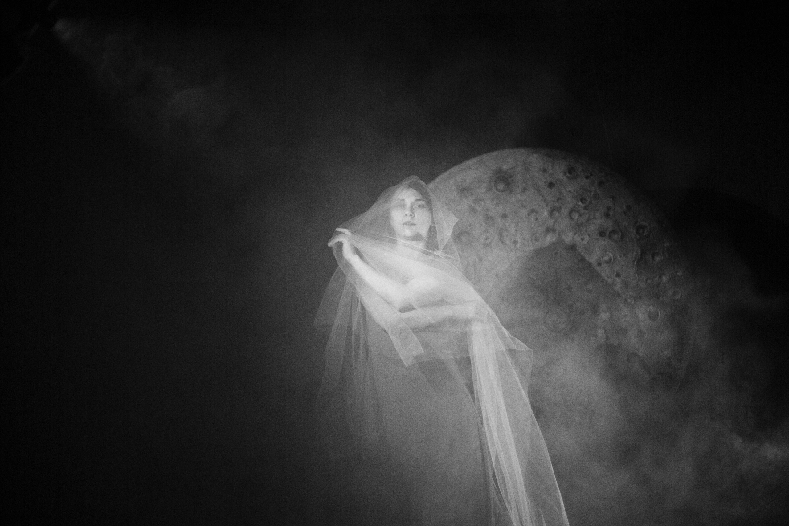 Лунные танцы. Арт-фотограф Крис Л. в Тобольске: портрет, семейные, свадьбы