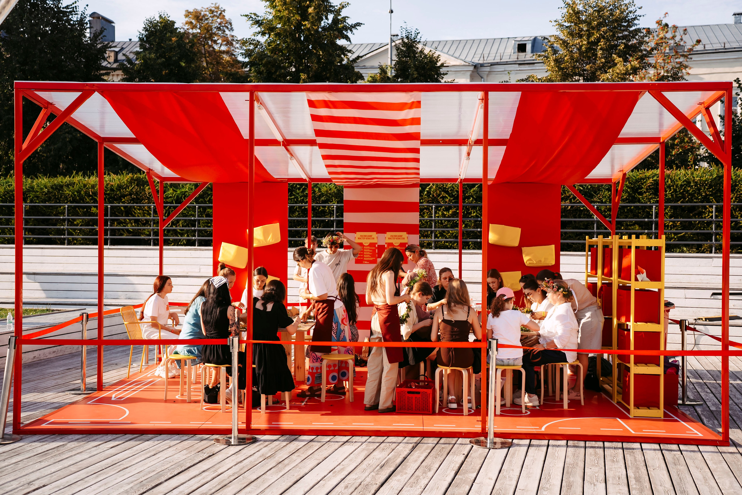 Маркет Маркета. Казань / 2025. Саша Копылов, фотограф в Казани