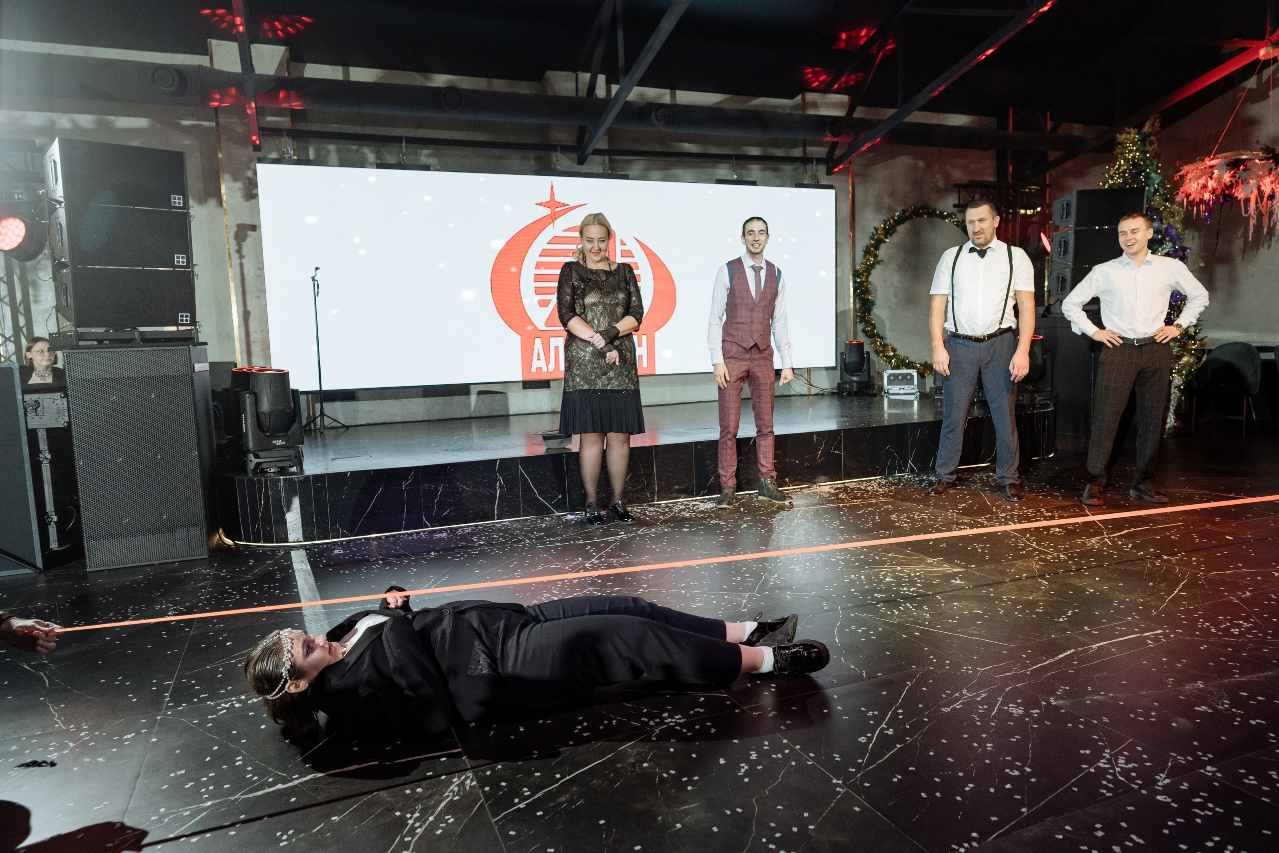 Альбион Тур