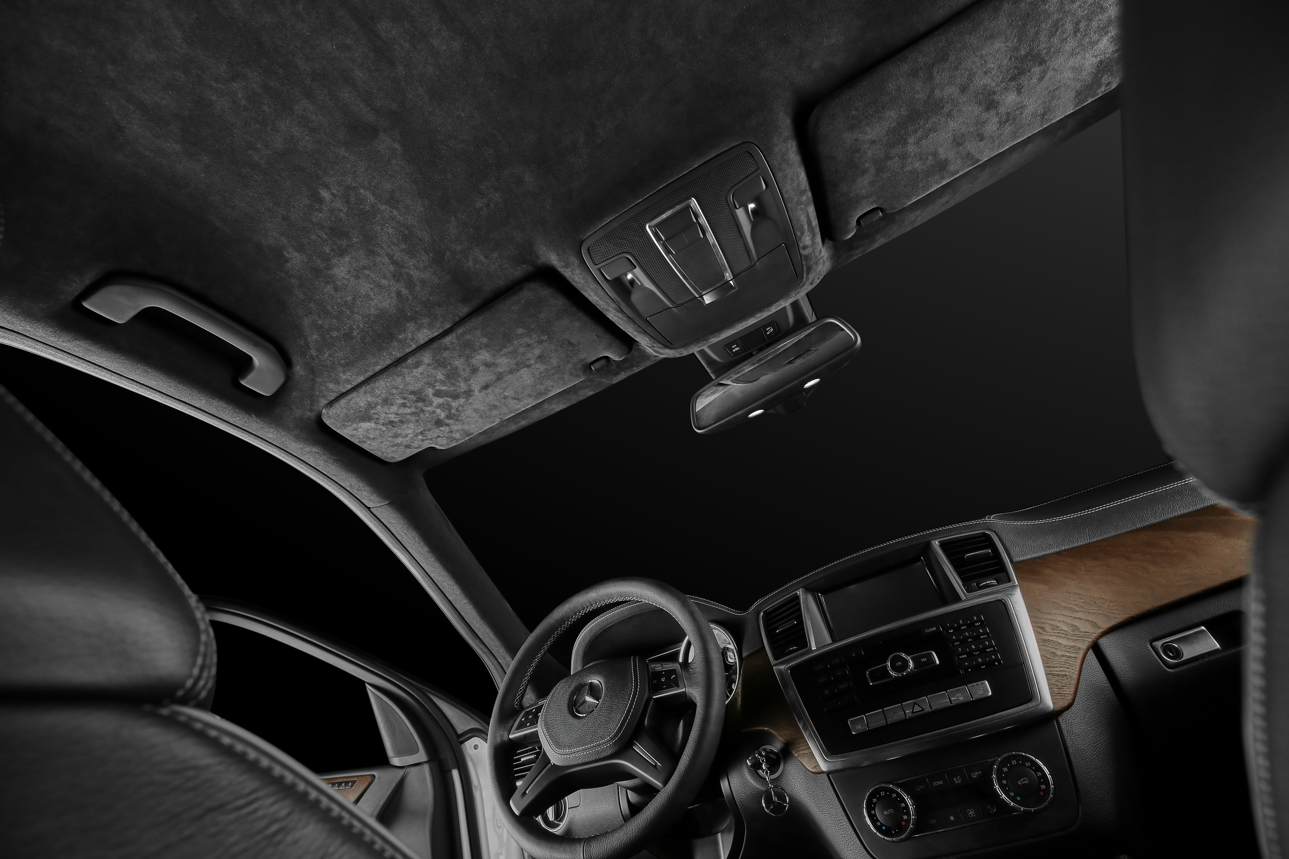 Mercedes ML350 Black. Репортажный фотограф и ретушер в Москве Наталья Алексеева