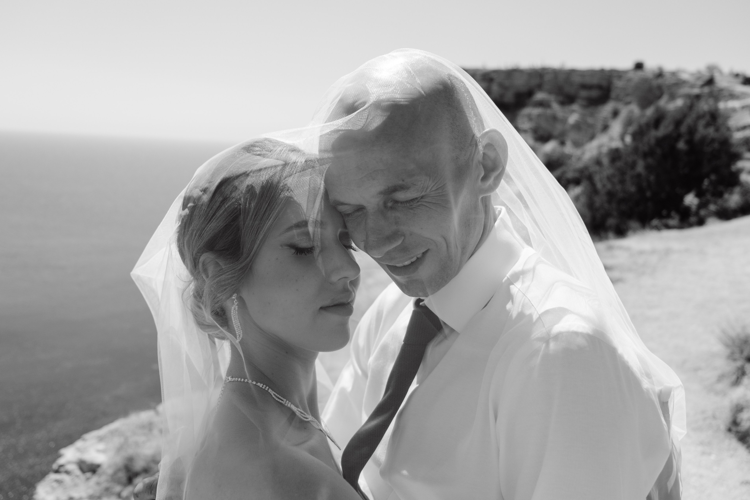 Свадебная фотосессия. Разные. Красивые фотографии. Профессиональная фотосъемка в Крыму. Натуральные эмоции и живые кадры. Забронируйте дату прямо сейчас!