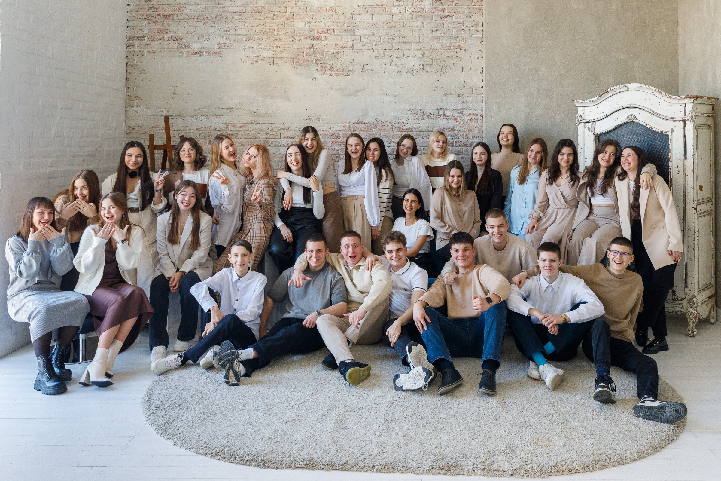 Современные выпускные альбомы. Заказать фотокнигу на выпускной в Новосибирске от Bestyalbum