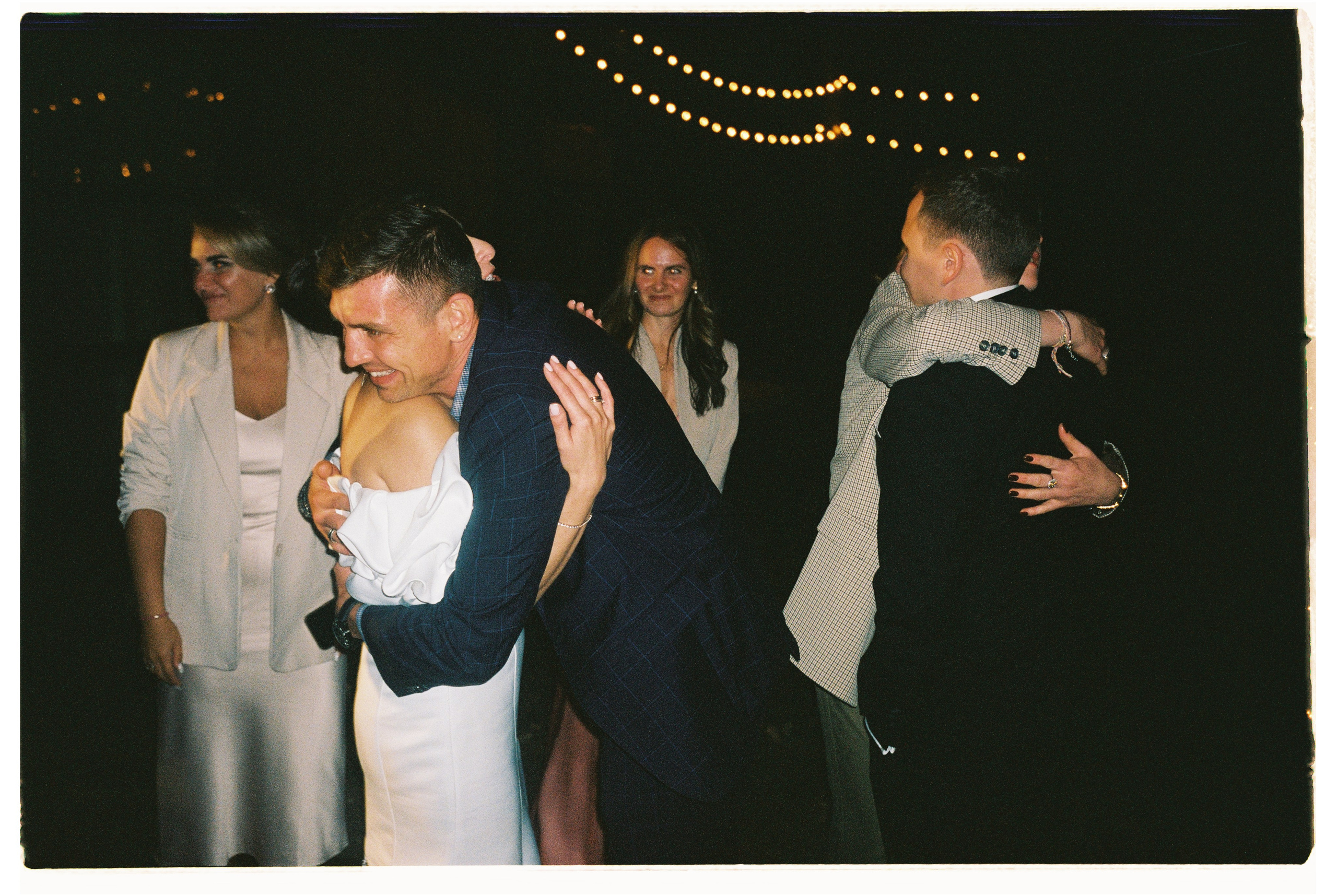 Film WD. Свадебный и репортажный фотограф