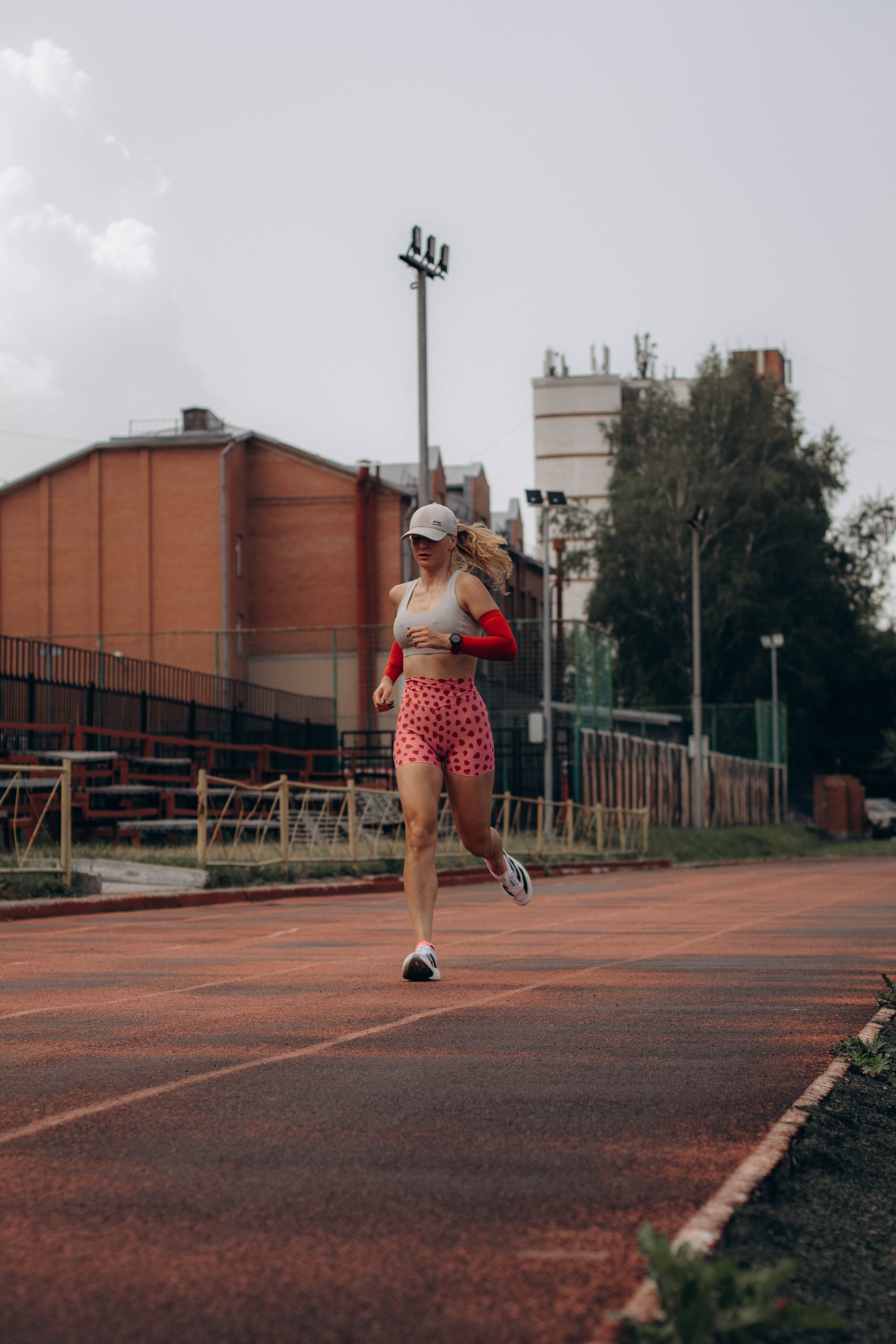 Фитнес Гонка CROSSBOXKONTORA Старт ЖЖ. VLADA KACHANINA. Беговой фотограф видеограф