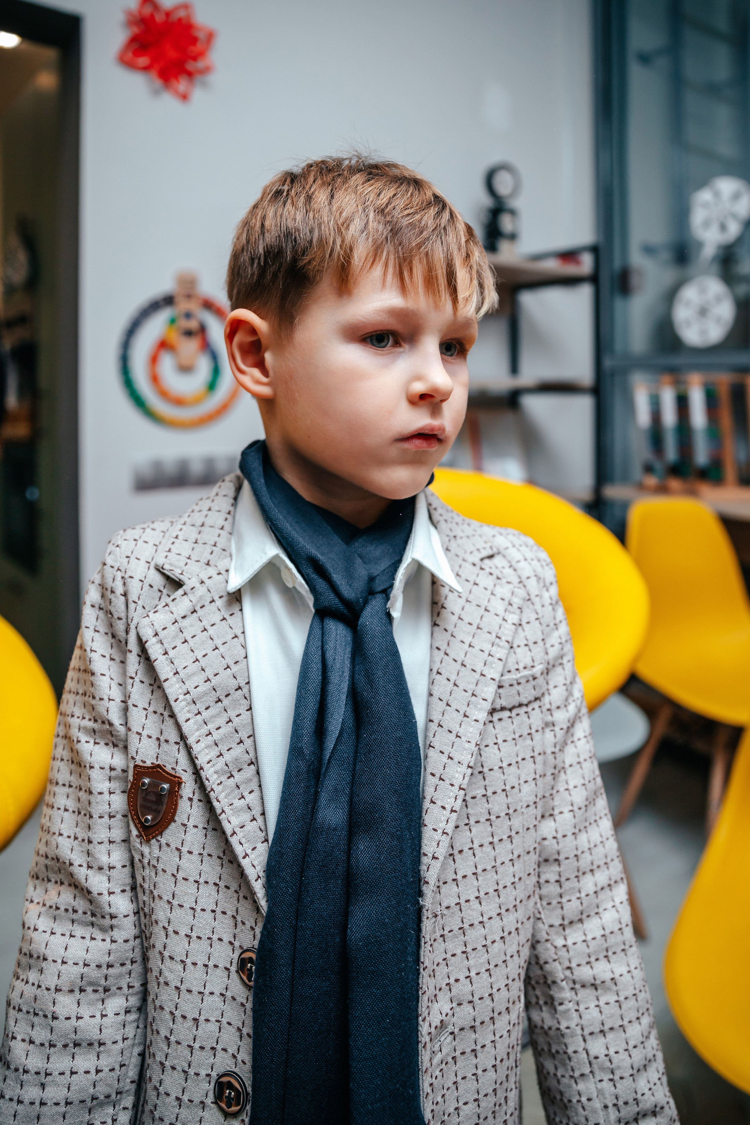 Новогодний утренник в Монтессори-школе. Семейный lifestyle фотограф в Санкт-Петербурге Людмила Пахомова