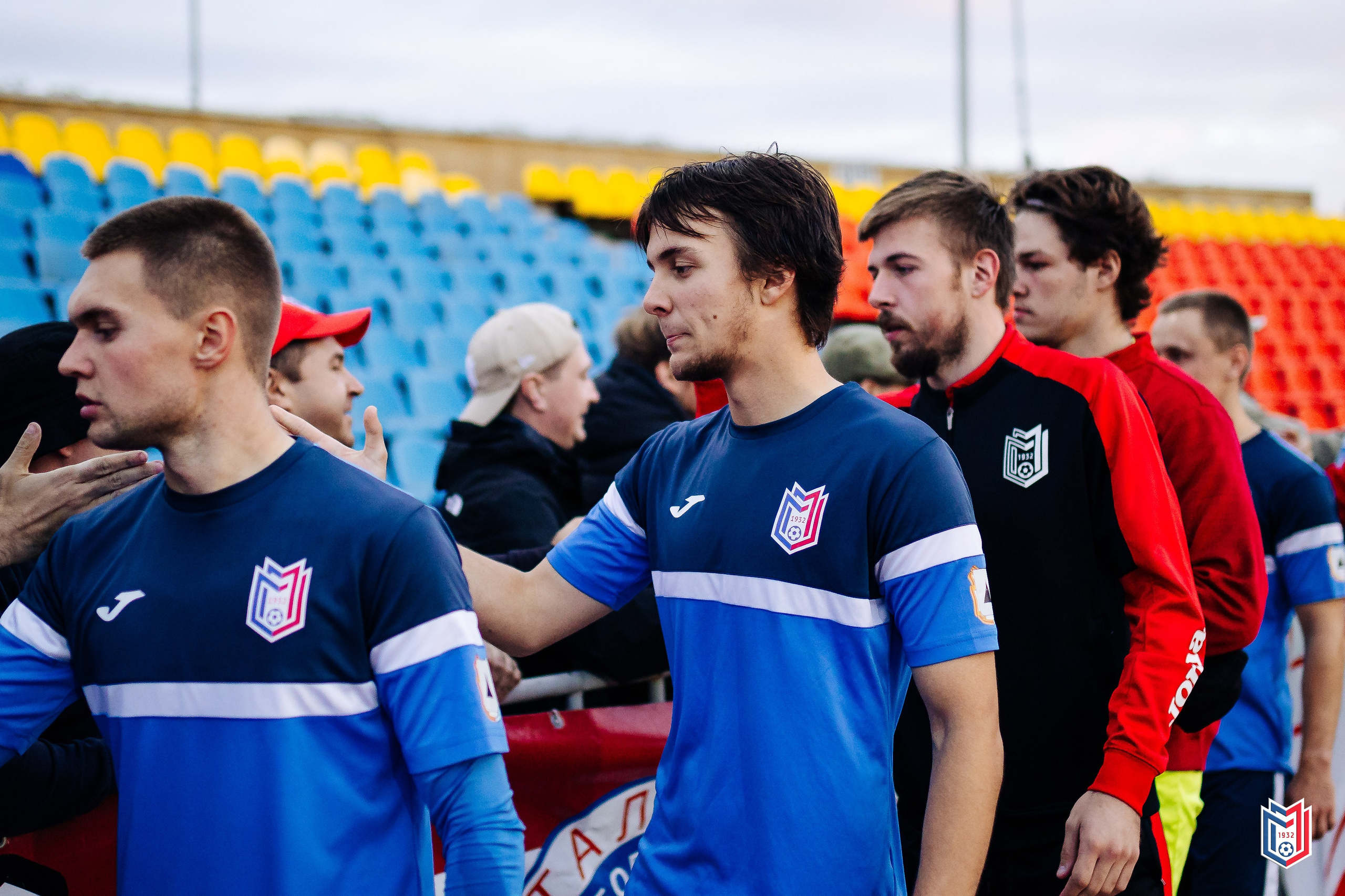 ФК «Металлург-Магнитогорск» — «СибГУФК Иртыш-2» // 21.09.24. Денис Прохоров Фотограф в г. Магнитогорск