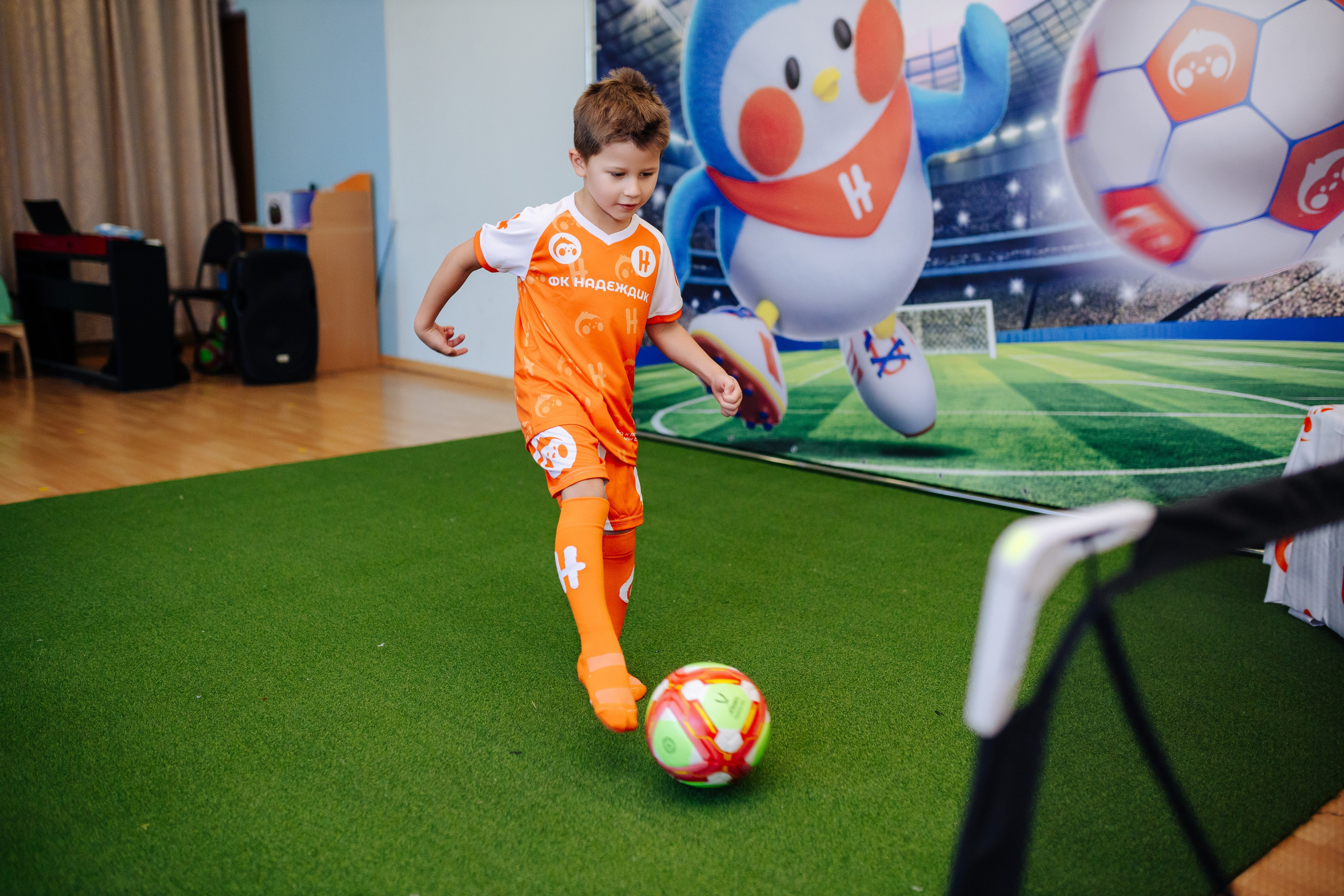 Фотосессия с кубком в детских садах г. Магнитогорска. Денис Прохоров Фотограф в г. Магнитогорск