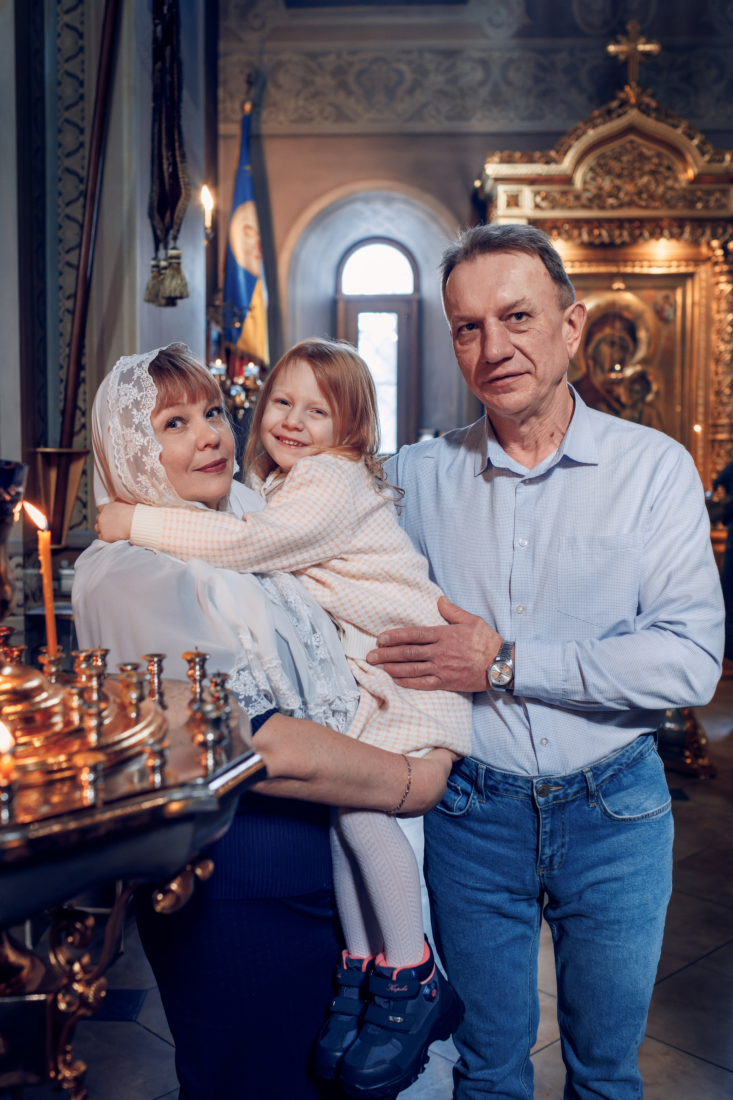 Крещение в Храме Святого Уара Мученика в Вешках. Профессиональный фотограф в Москве и Мо Мария Шантарёва