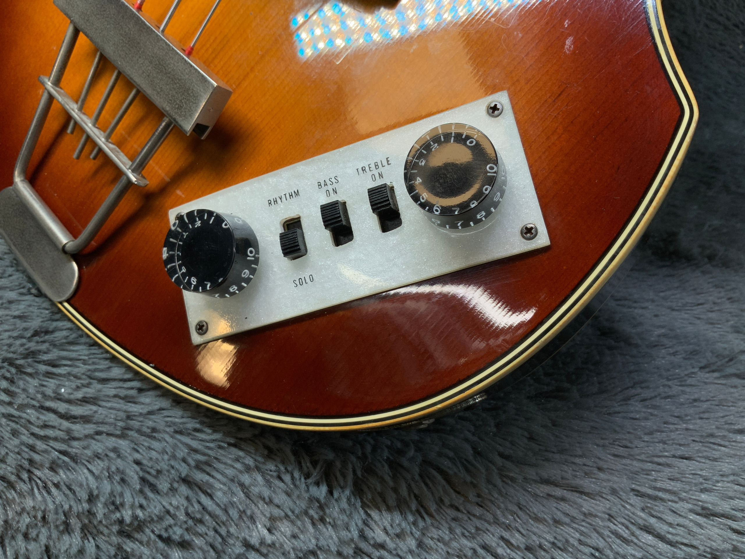 Norwegian Wood Vaio Bass