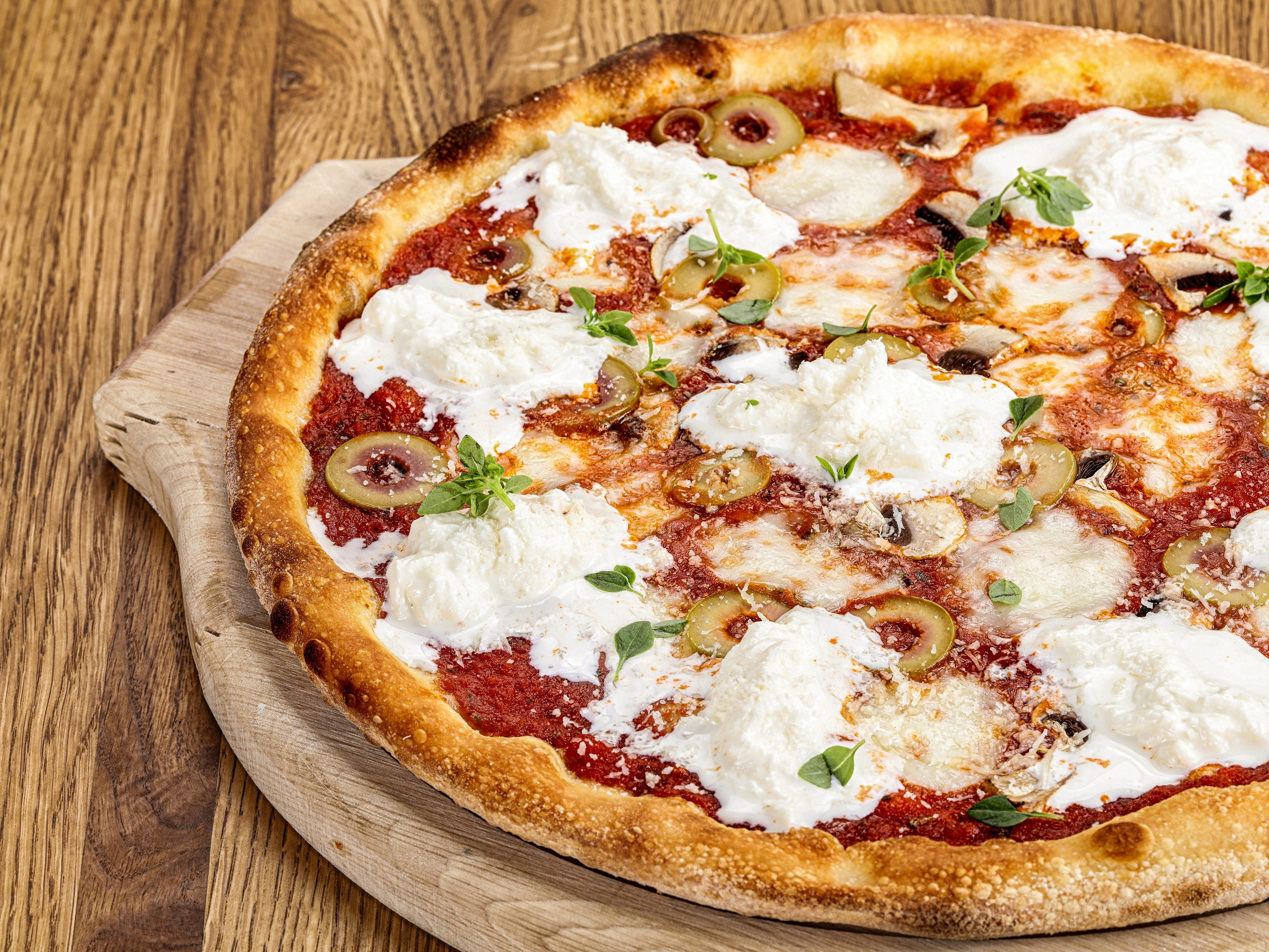 Фотосъемка пиццы. Заказ по тел.: +7 (906) 006-90-22. Фуд-фотограф Андрей Старостин — съемка еды в Москве. 9000 руб. в час