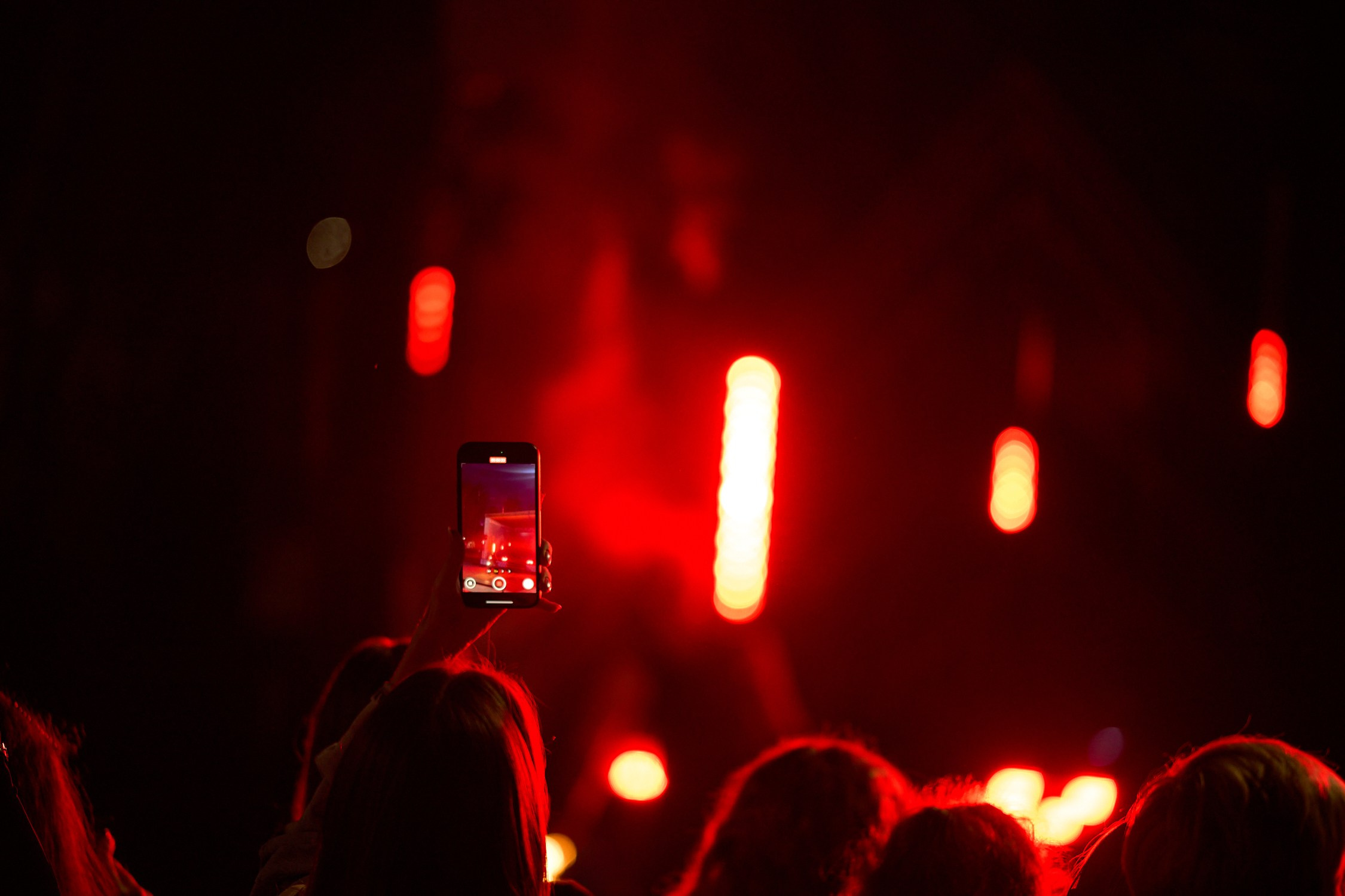 Голос города Елец 2025. Фаершоу. Фотографирует красивое Денис Горностаев