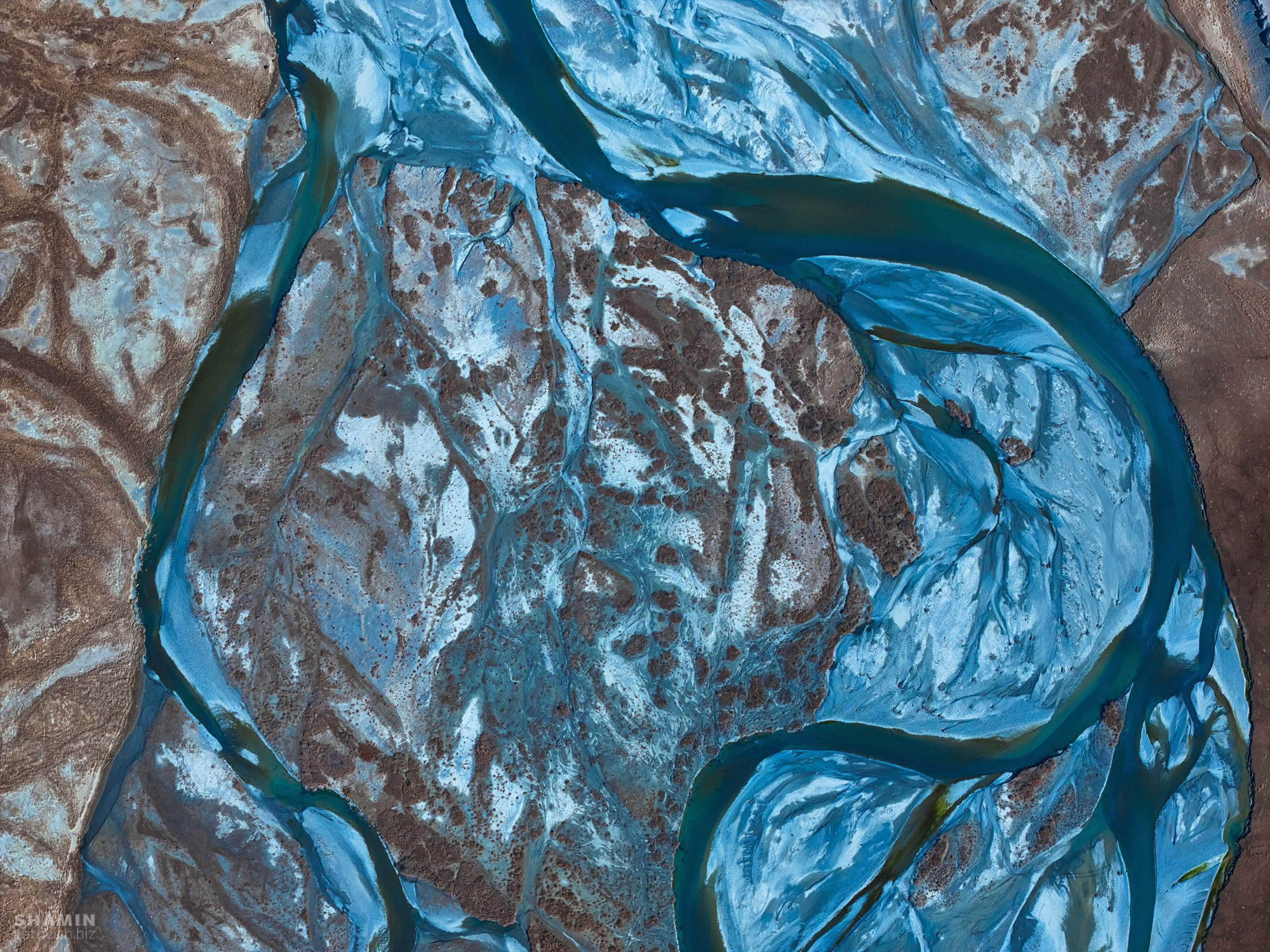 Алтай — пейзажная фотография Константина Шамина. Горы, реки и долины Алтая, природный свет, аэрофотосъёмка и классические пейзажи России.