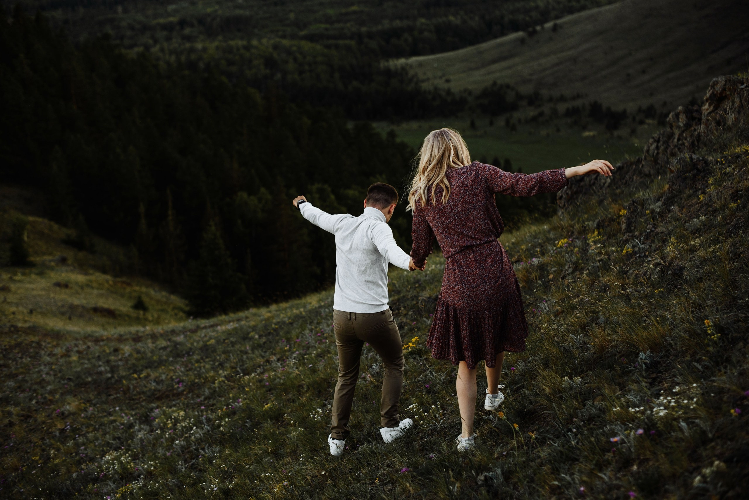 Love Story на горе Нурали – романтическая фотосессия в горах. Свадебный фотограф в Миассе Татьяна Ружникова