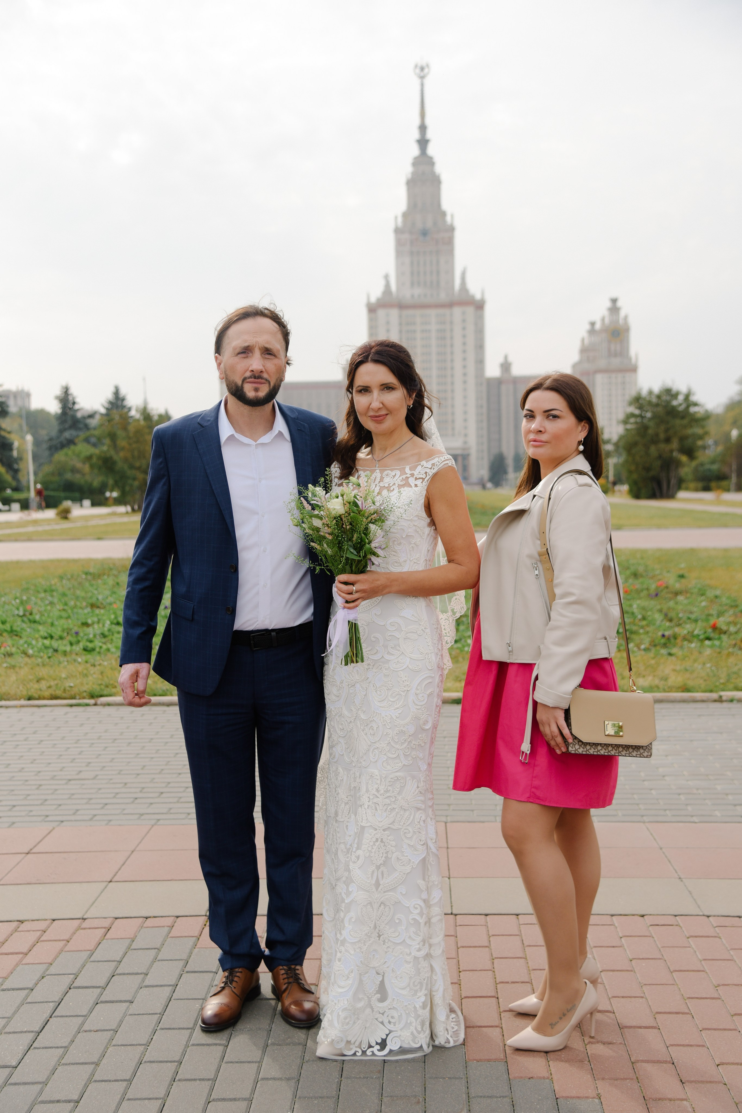 Венчание Храм Живоначальной Троицы на Воробьёвых горах. Фотограф Лола Волна, город Москва