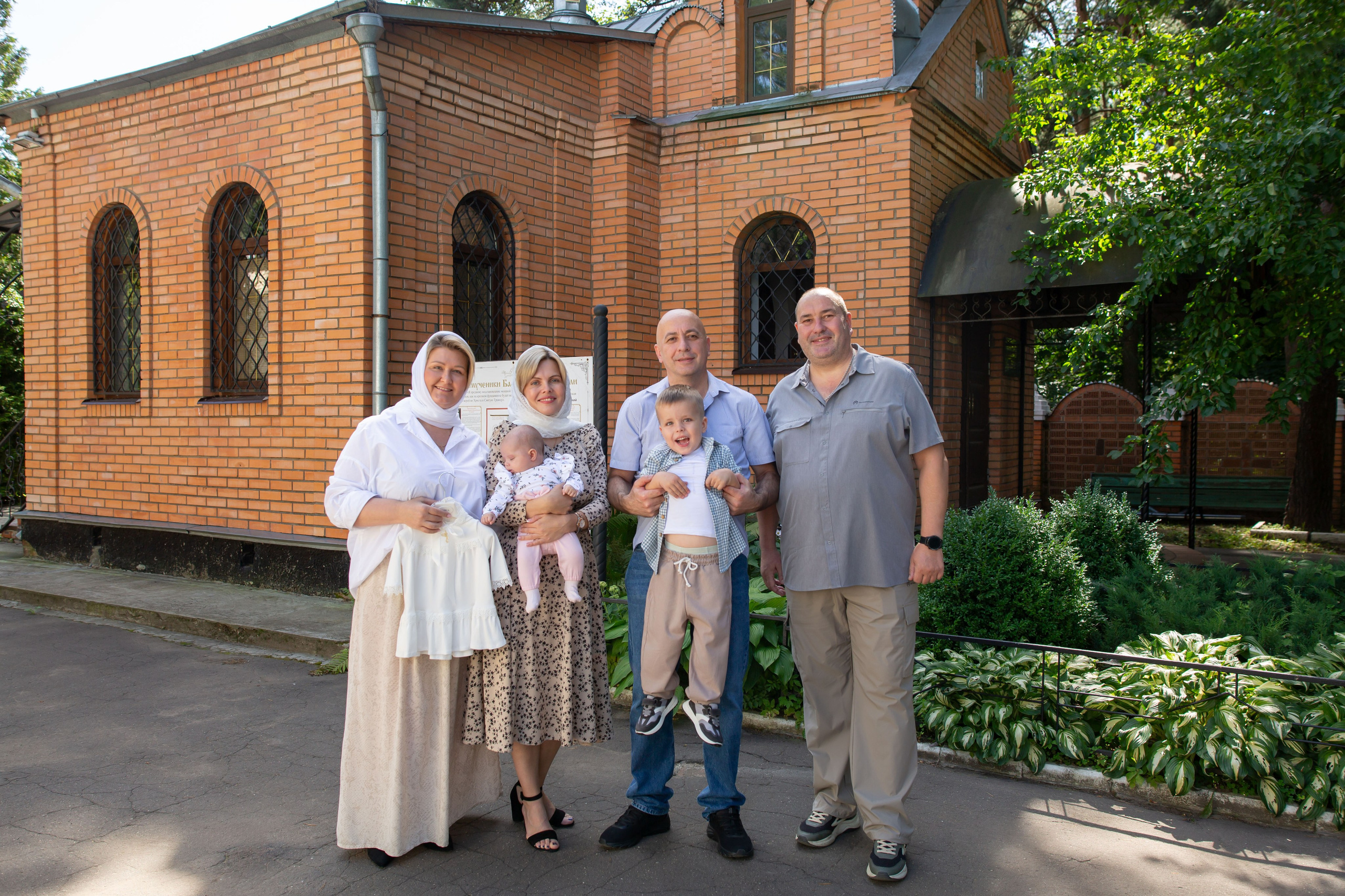 Крещение Веры. Храм преподобного Саввы Сторожевского. Семейный и детский фотограф Анна Петракова