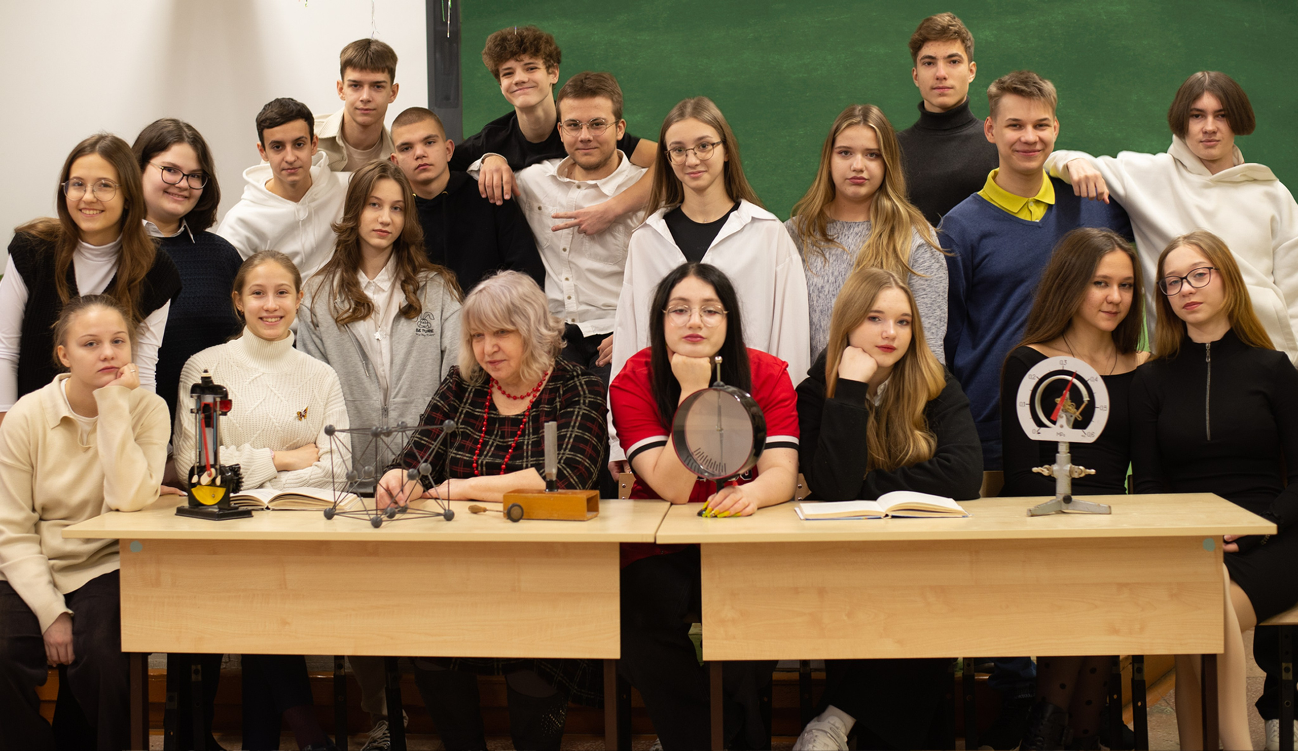 Выпускные альбомы 9-11 класс. Фотограф в Новомичуринске Наталья Малиновская