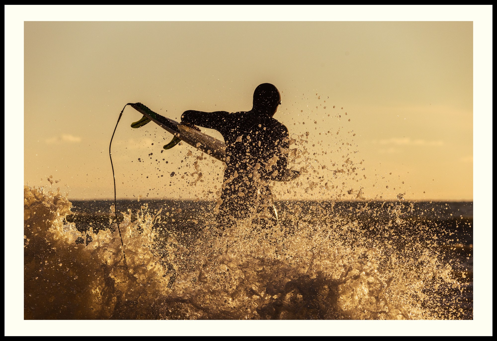 Море и серферы. Репортажный и постановочный Наталья Санникова