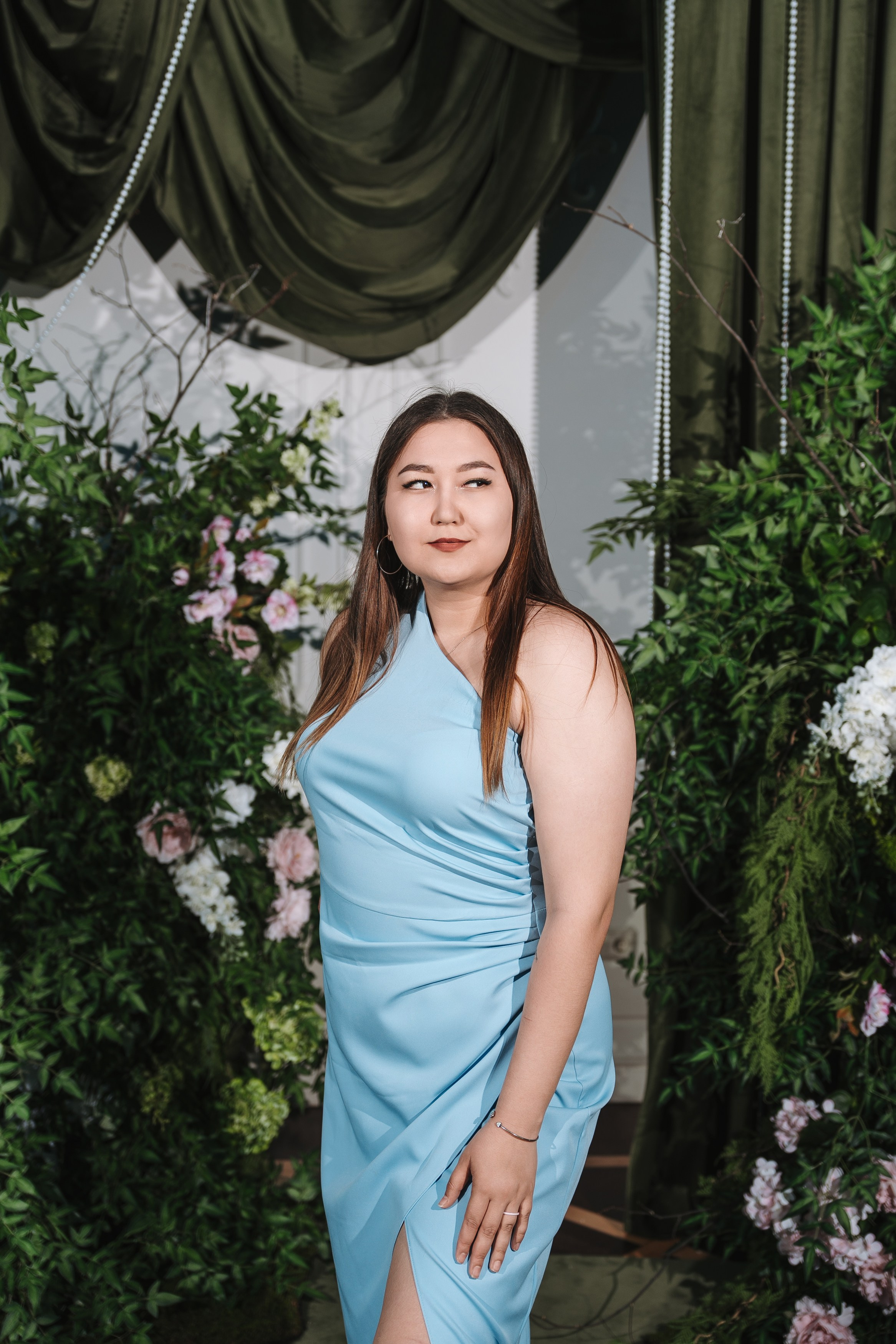 Свадьба White Hall (Dasko Garden), Уфа — фотосессия, банкет и семейные холсты