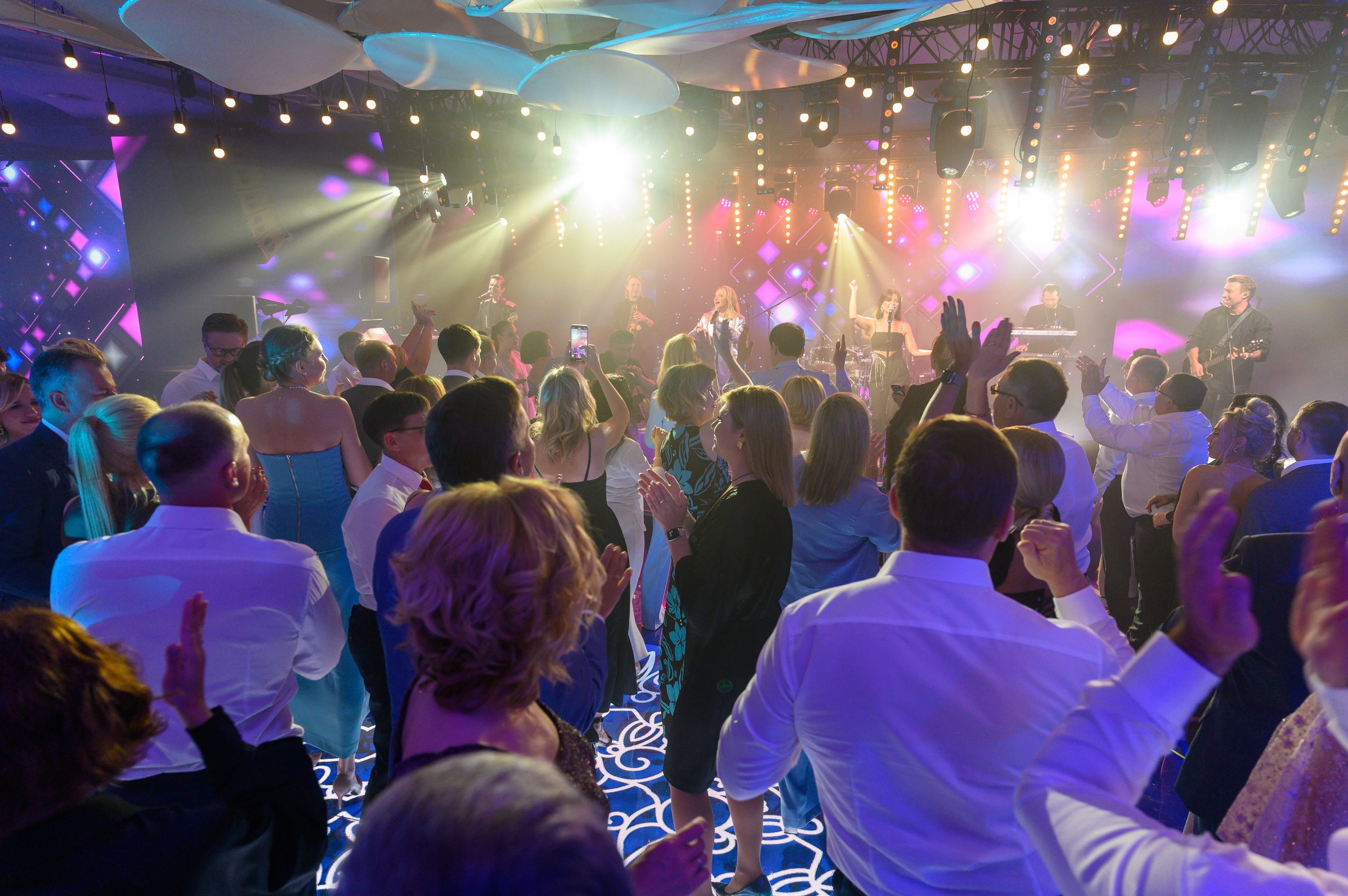 Корпоративы