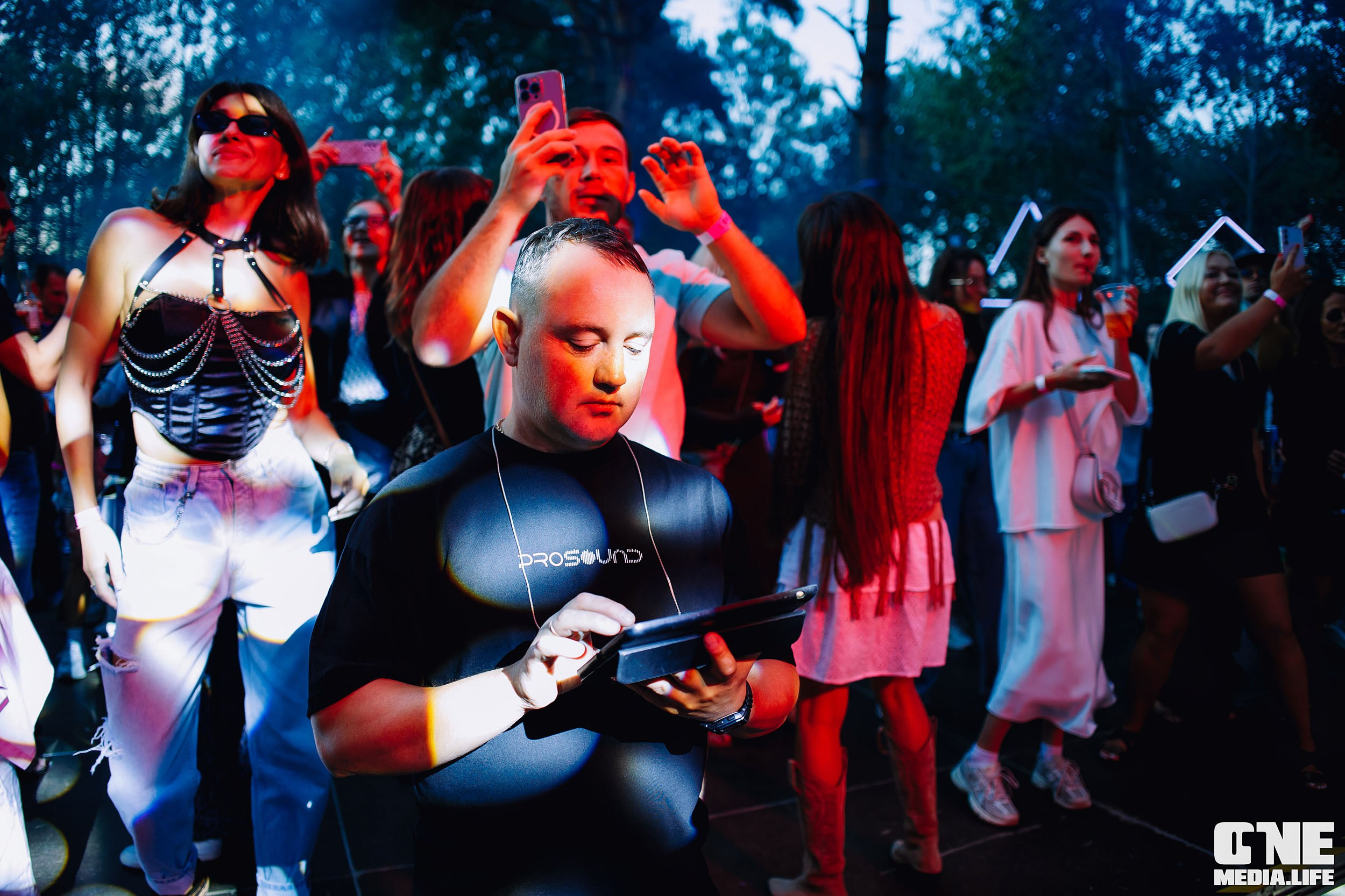 CULT — electronic music festival. Day II. One Media Life: фоторепортажи, фотоотчеты с мероприятий и заведений