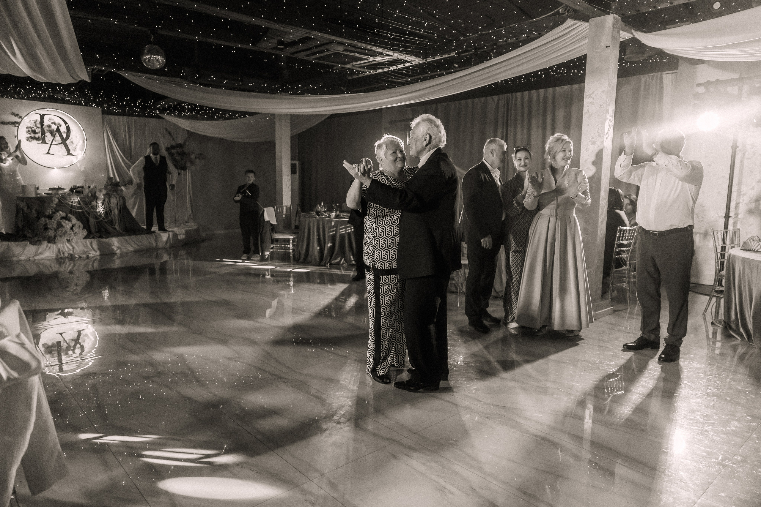 Даниил и Алина. Вечер любви. Свадебная фотография. Арина Рубах