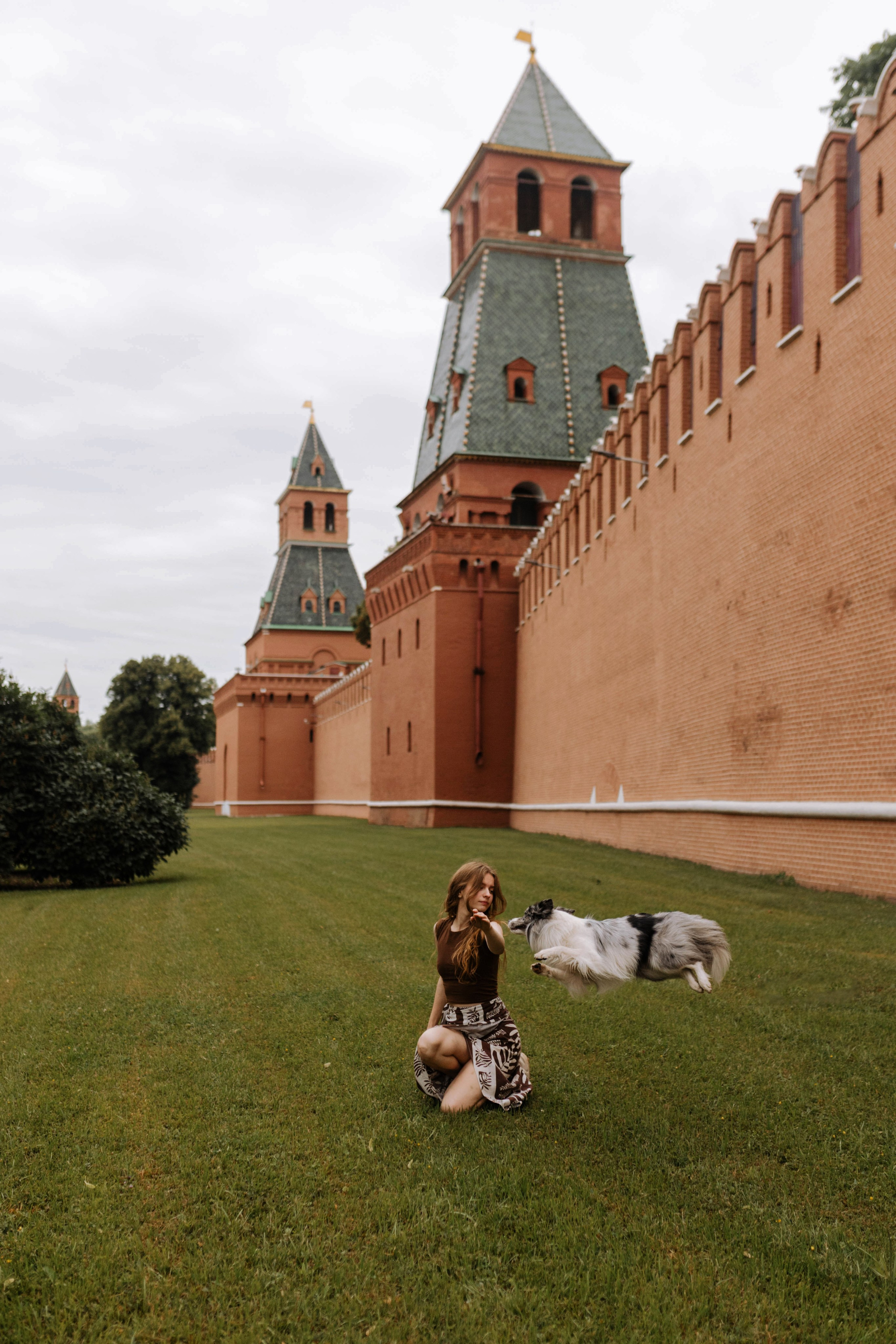 Москва / Катя и Юми / рассвет. Фотограф Кузина Вера