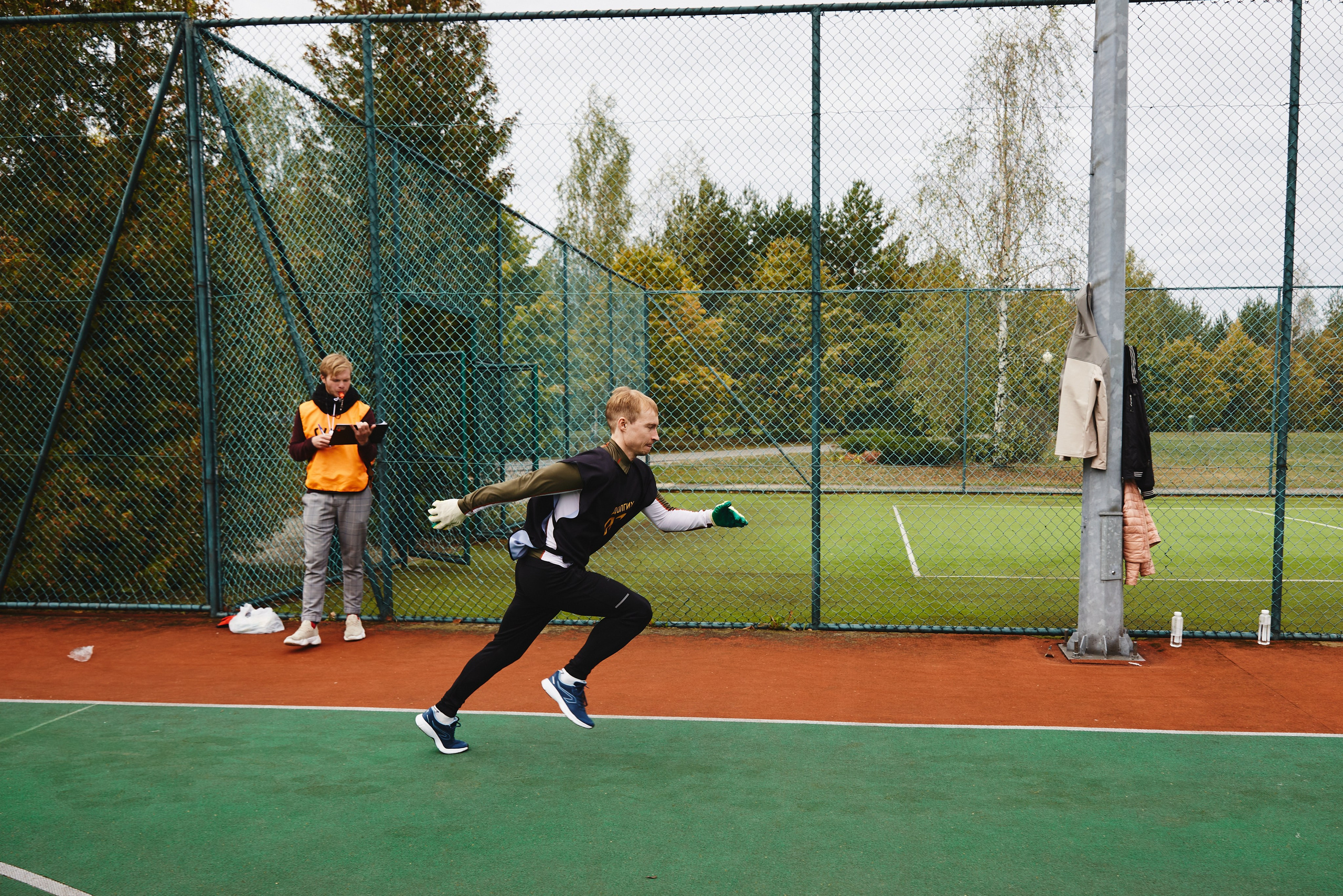 Фотограф на тимбилдинг: спортивное командообразование за городом. КонТайм: профессиональная съемка для организаций