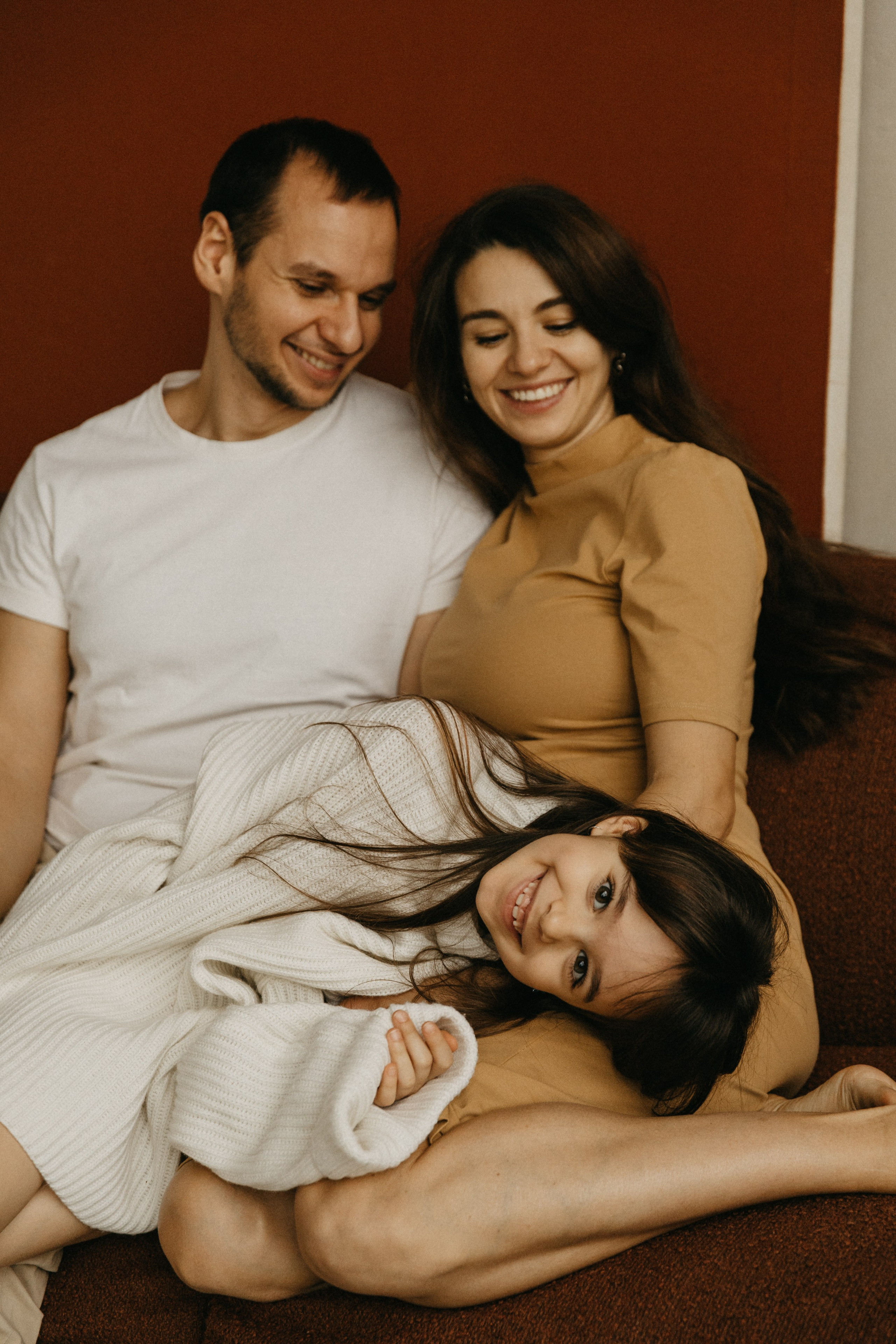 Лера, Момчил, Ники. Главная