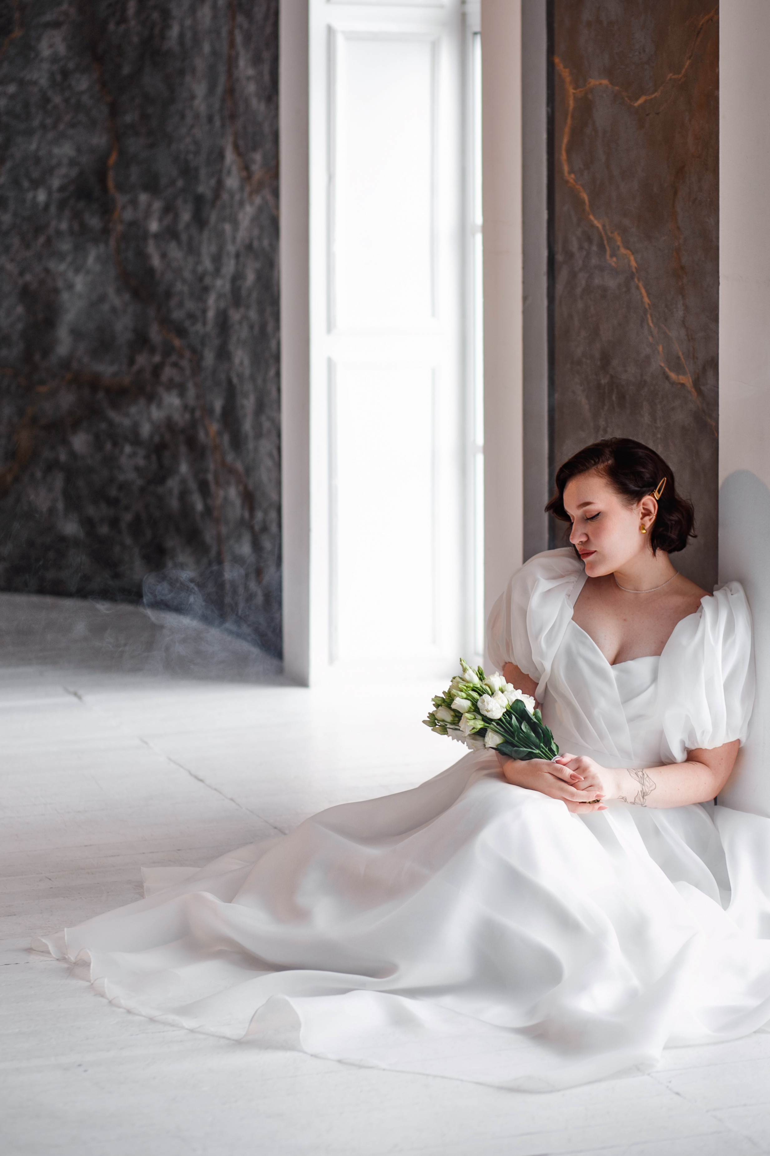 Свадебная фотосессия в студии «Atop». Фотограф в  г. Новосибирск