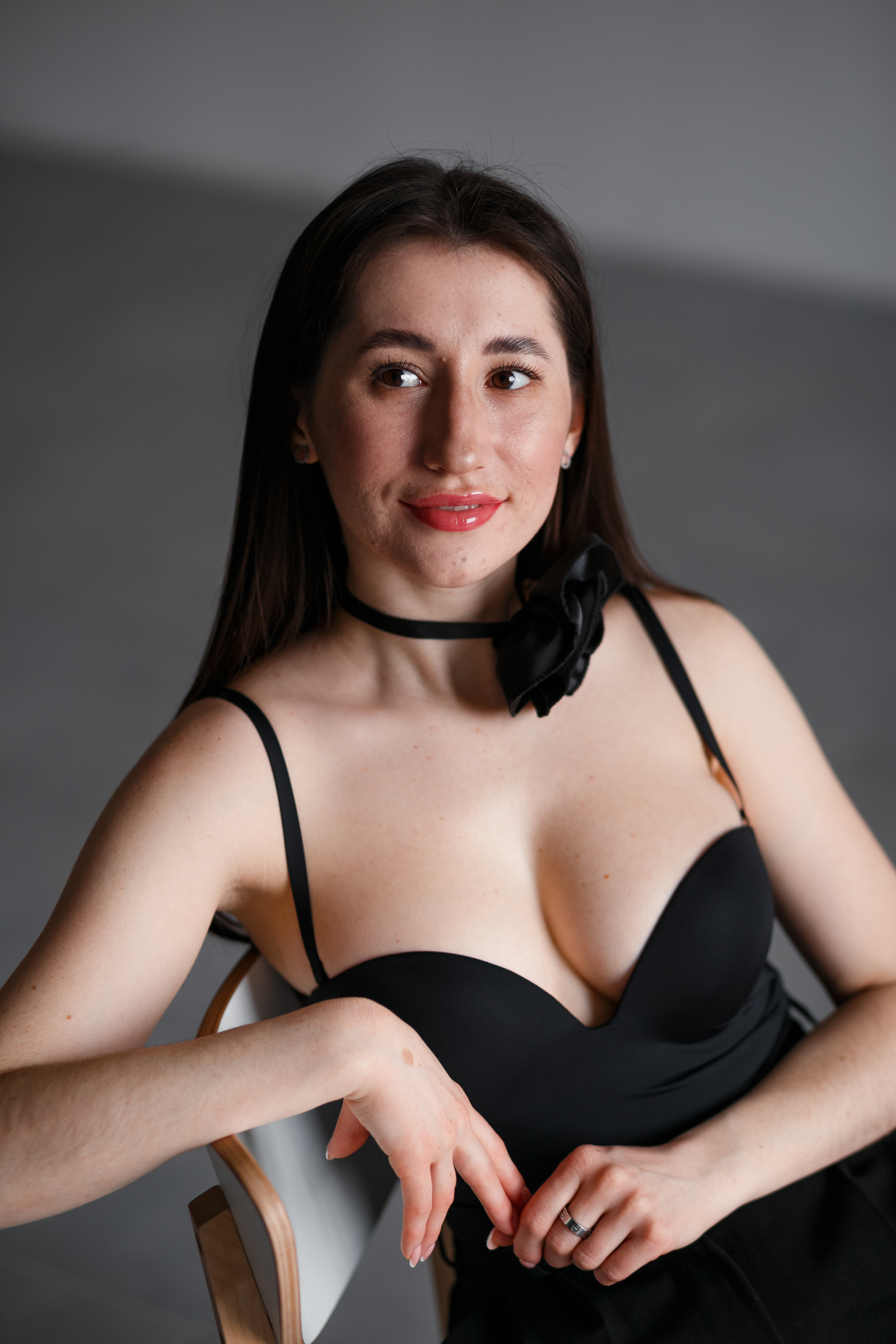 Женская\ Студия Wide \ Журинская 90 \ зал Grey. Фотограф в  г. Новосибирск