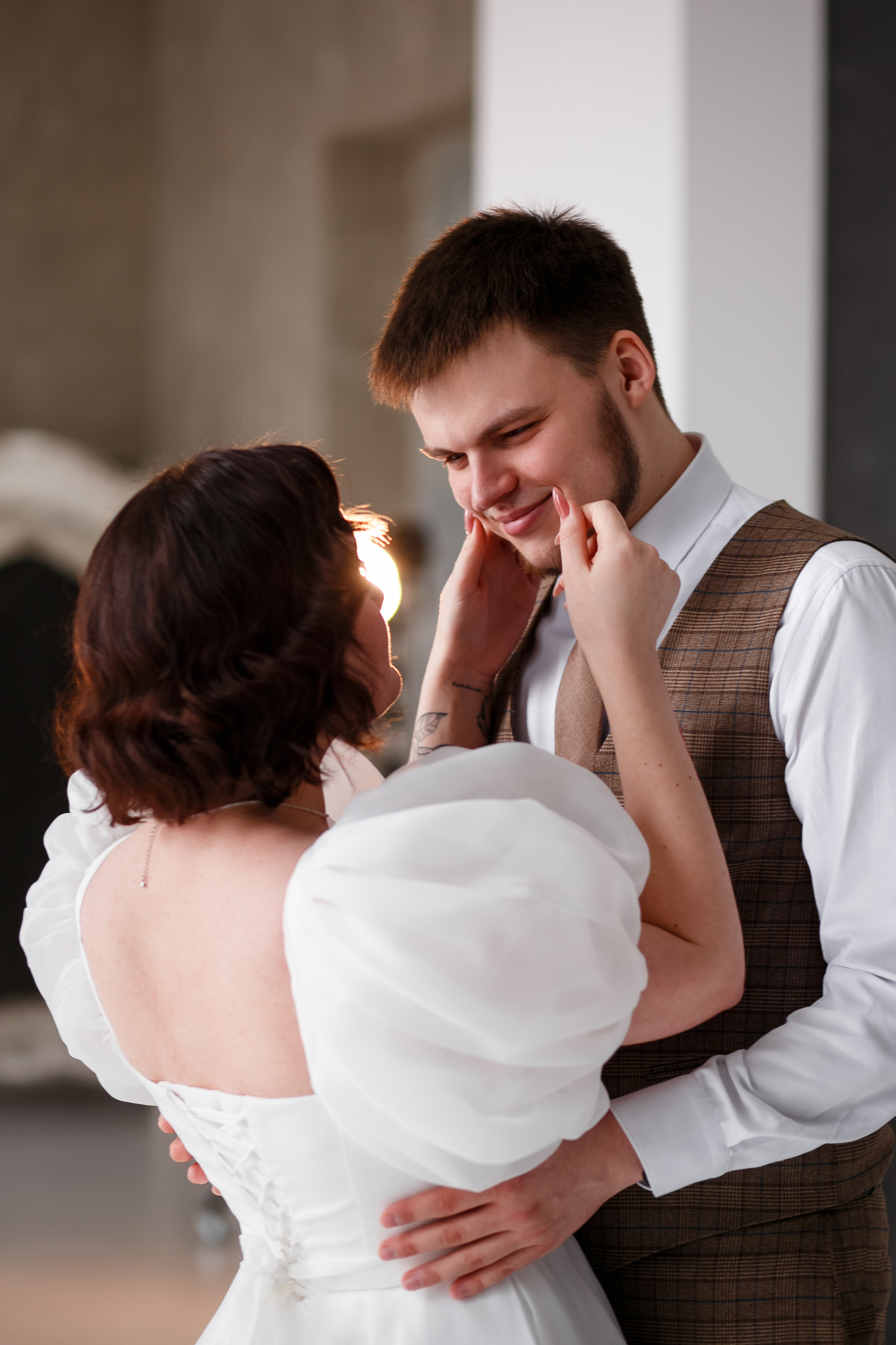 Свадебная фотосессия в студии «Atop». Фотограф в  г. Новосибирск