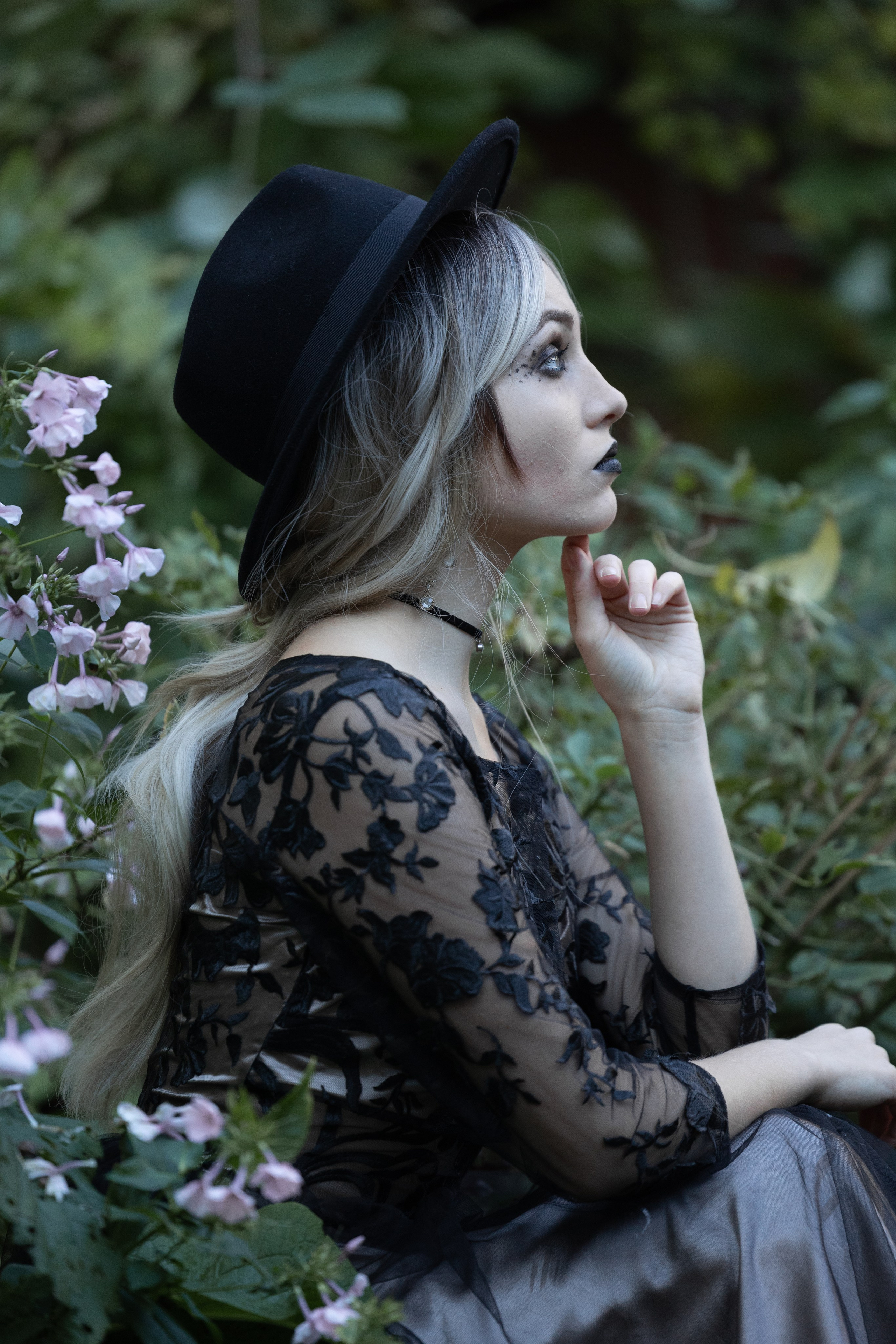 Проект Черная Луна, Хеллоуин. Главная