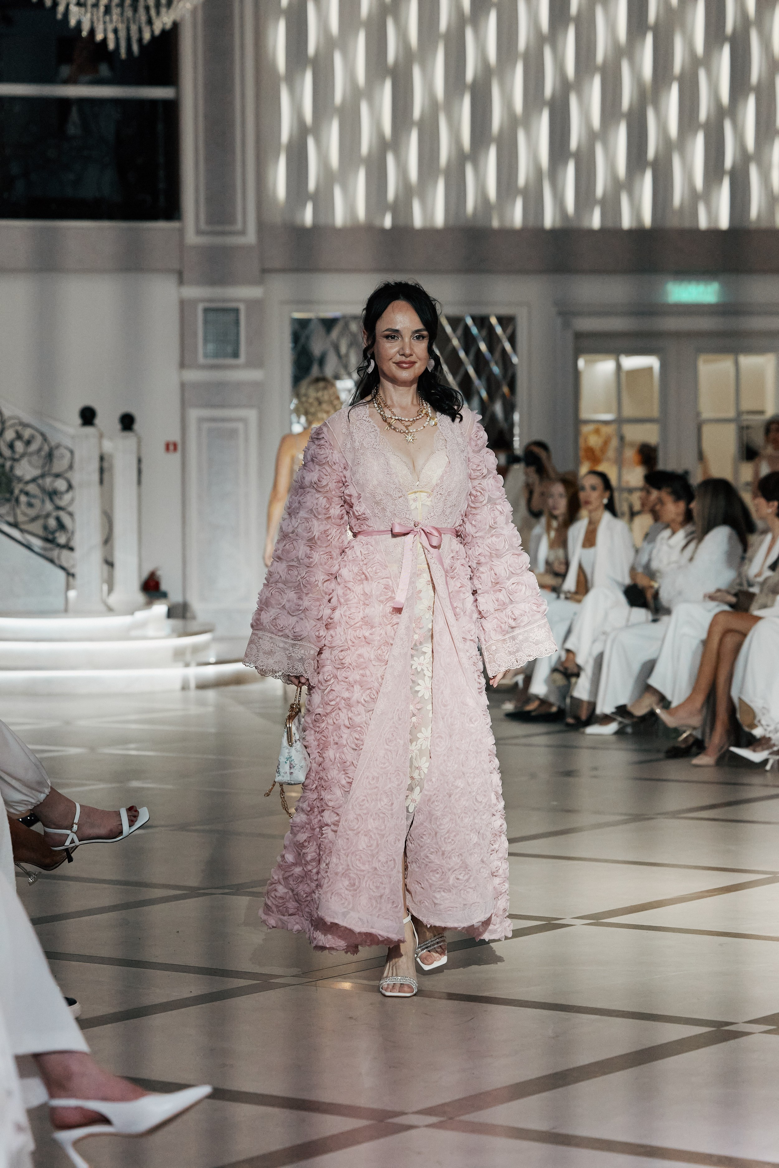 KRASNODAR FASHION WEEK 14.06. Свадебный репортажный фотограф краснодар максим дремов дрёмов фотосессия студия цена