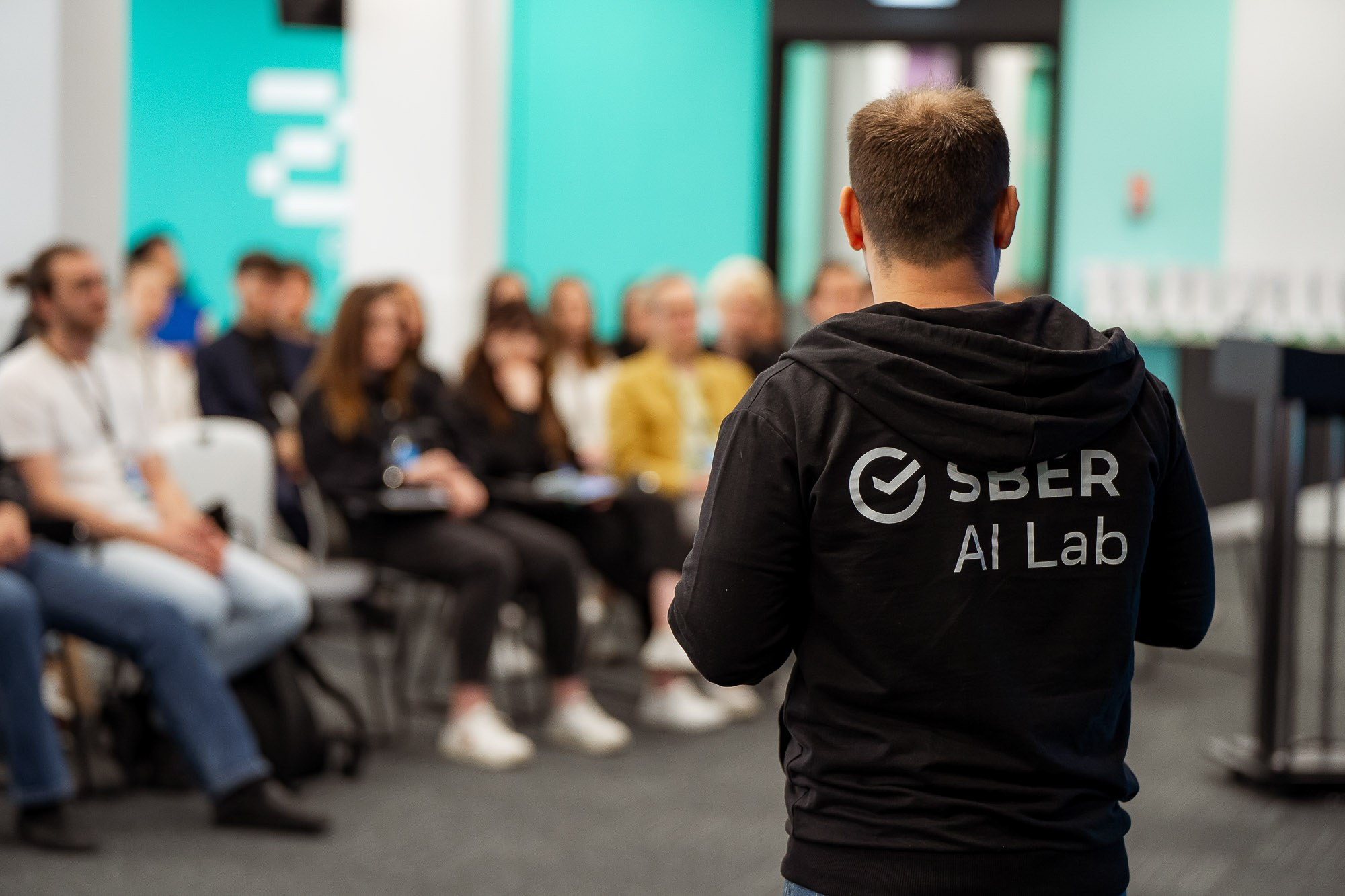 СБЕР AIJ в Школе 21. Сергей Кошкин. Репортажная и ивент-фотография в Сургуте