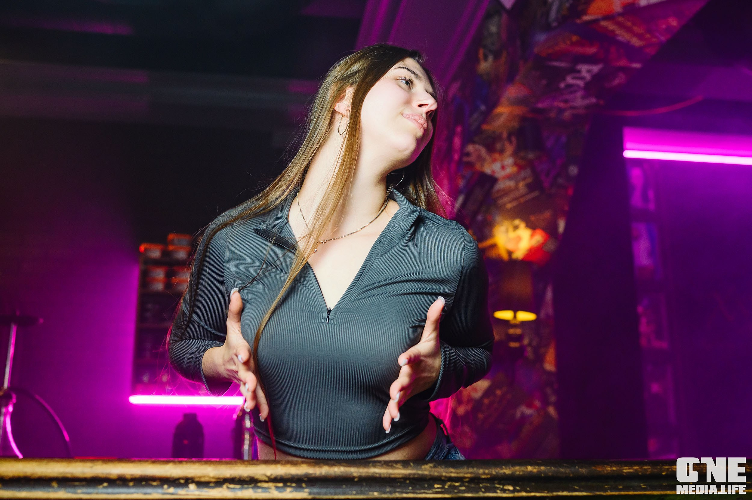 Фоторепортаж из бара XxxX. One Media Life: фоторепортажи, фотоотчеты с мероприятий и заведений