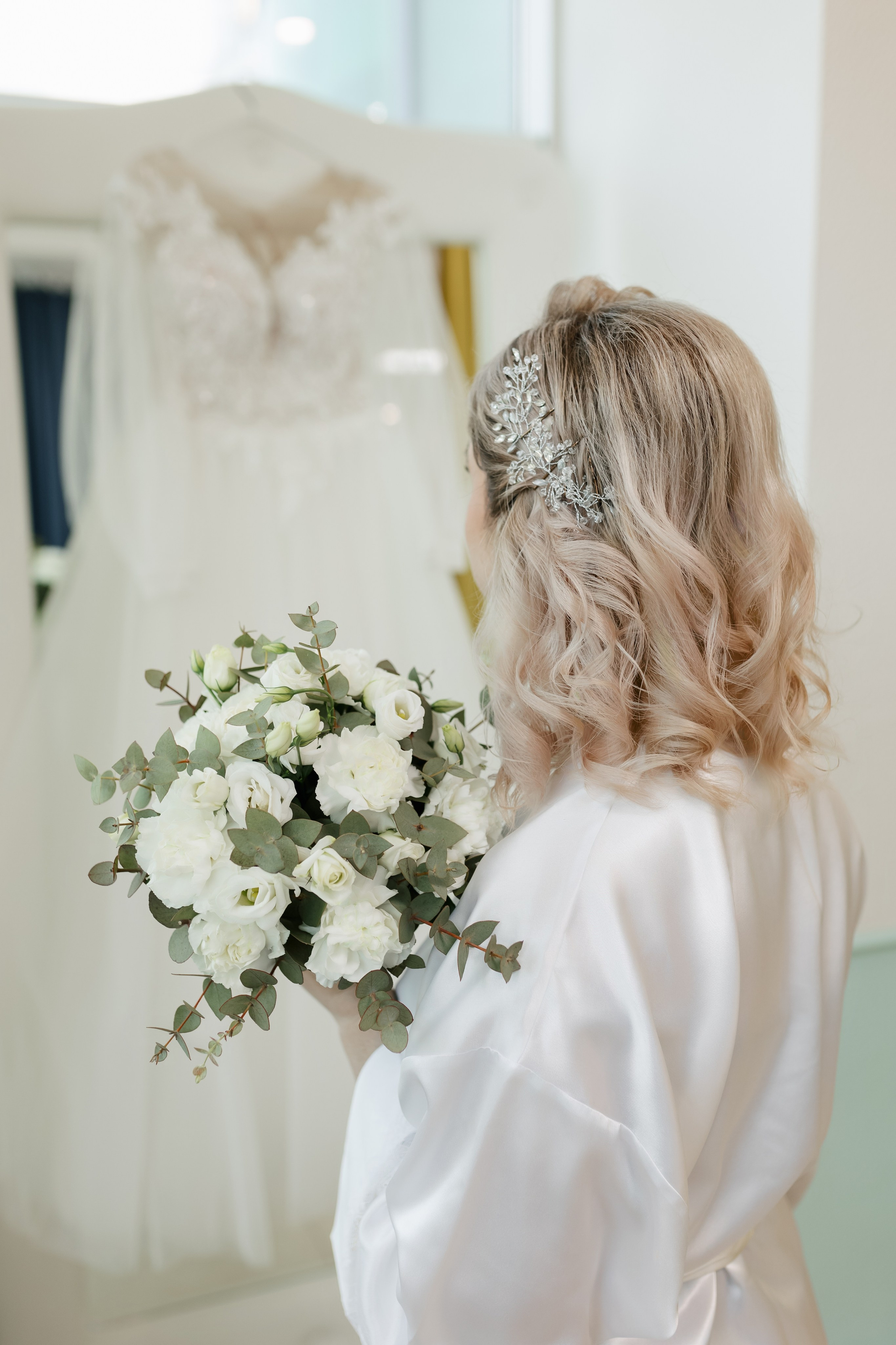 Максим и Юля. Дом офицеров. Свадебный фотограф в Хабаровске