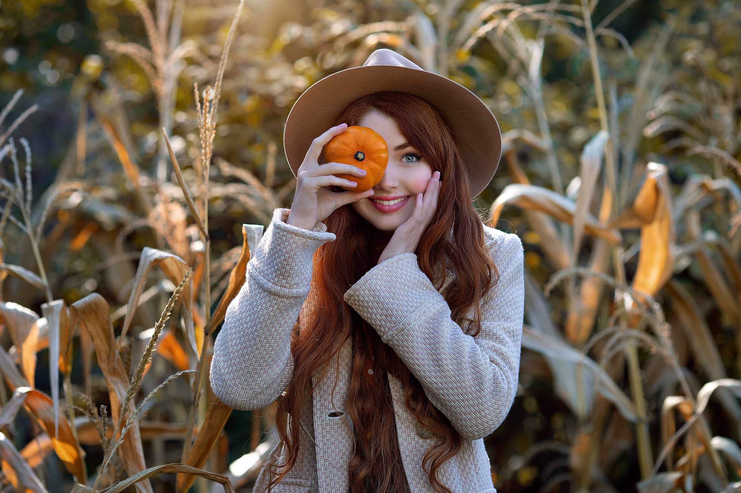 Женские портреты и тематические фотосессии в  Долгопрудном и Москве. Детский и семейный фотограф Ольга Князева Москва и Московская область