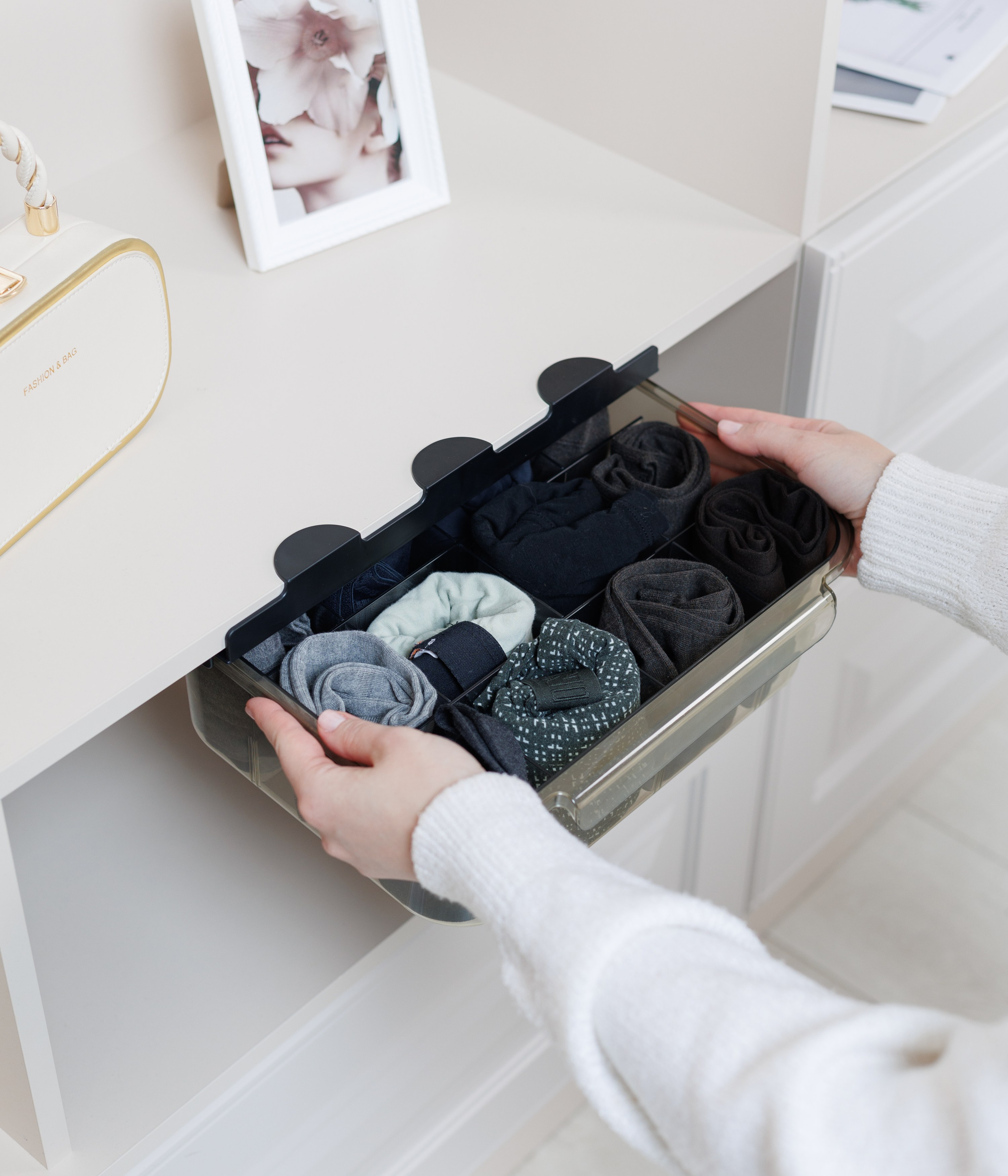 Органайзер для одежды. Предметный фотограф, инфографика и видео в Санкт-Петербурге