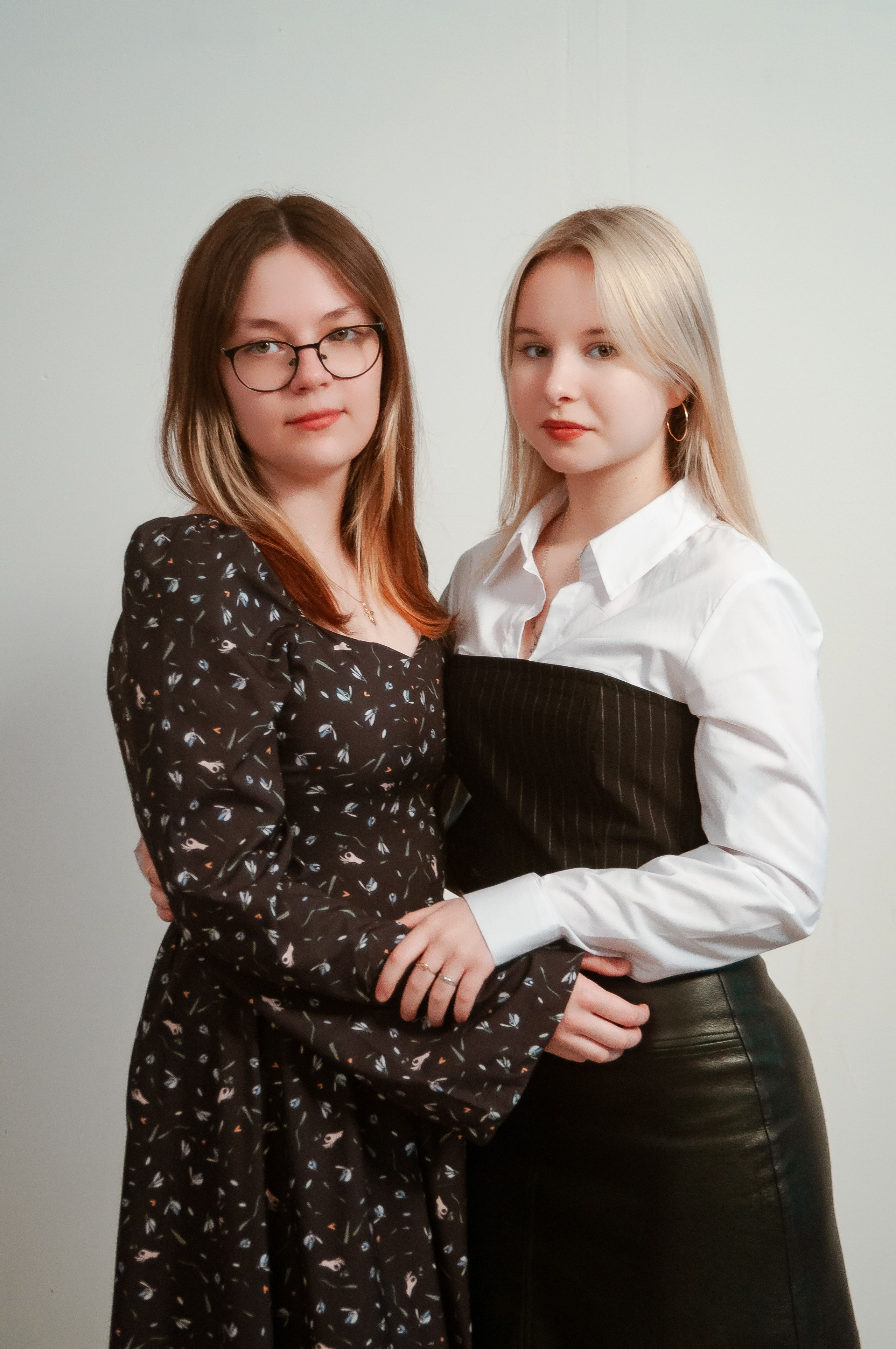 Зеленогорская СОШ, 9 класс. Студия выпускных альбомов Остров