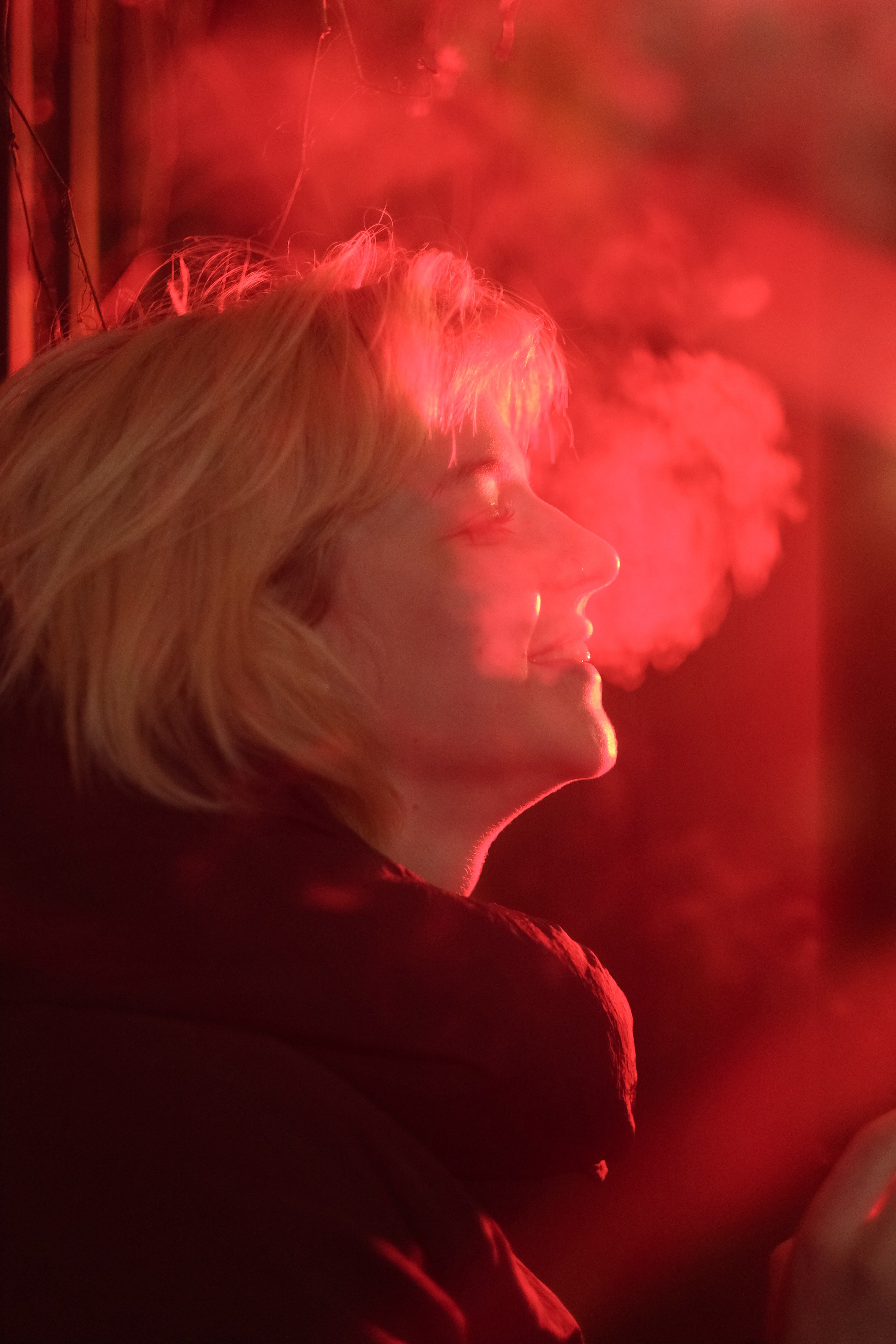 Кристина в дыму. Креативный фотограф в Москве Арапова Виталия